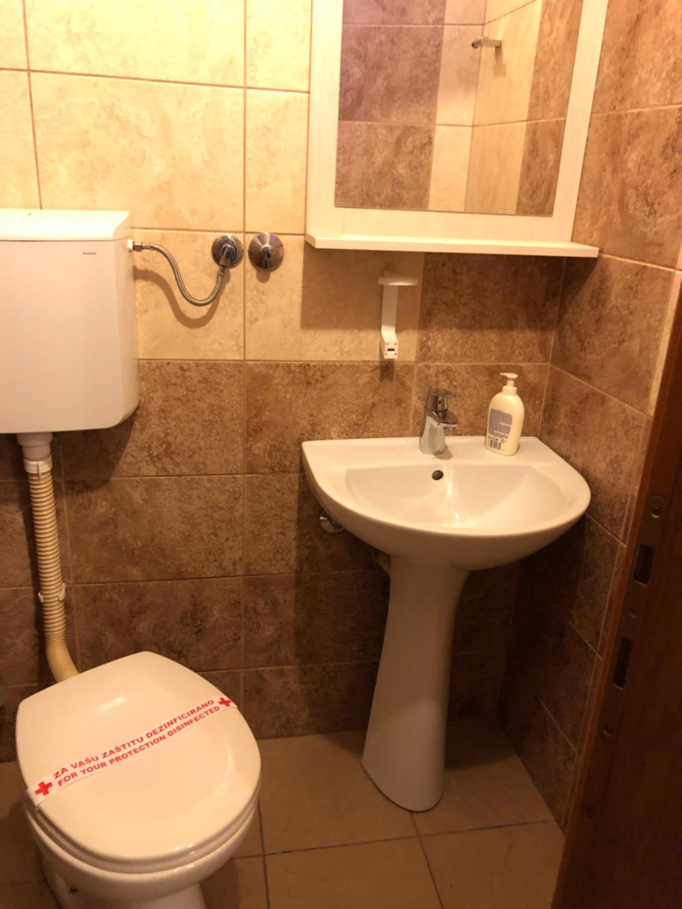 Triple Room with Bathroom photo 2