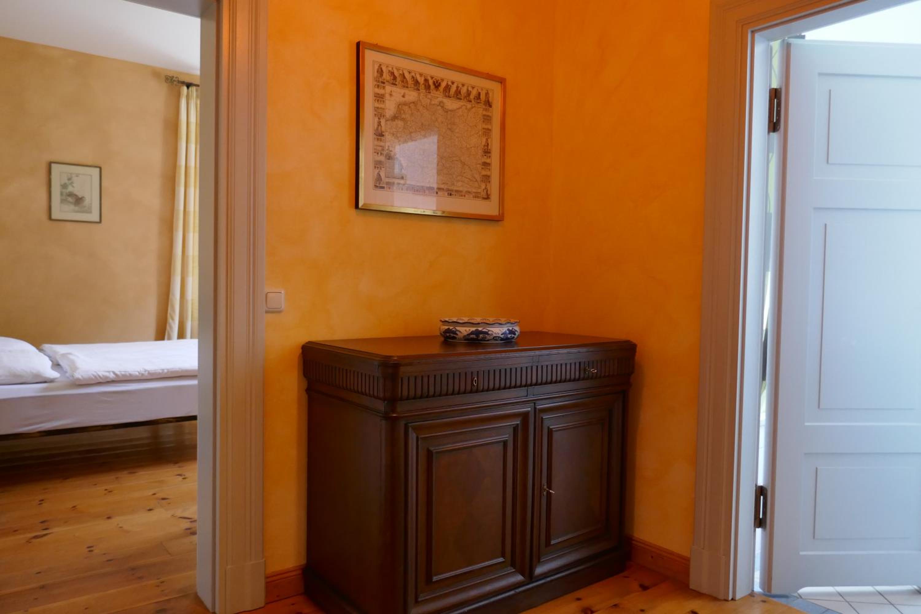 Two Bedroom Studio  - Photo 2