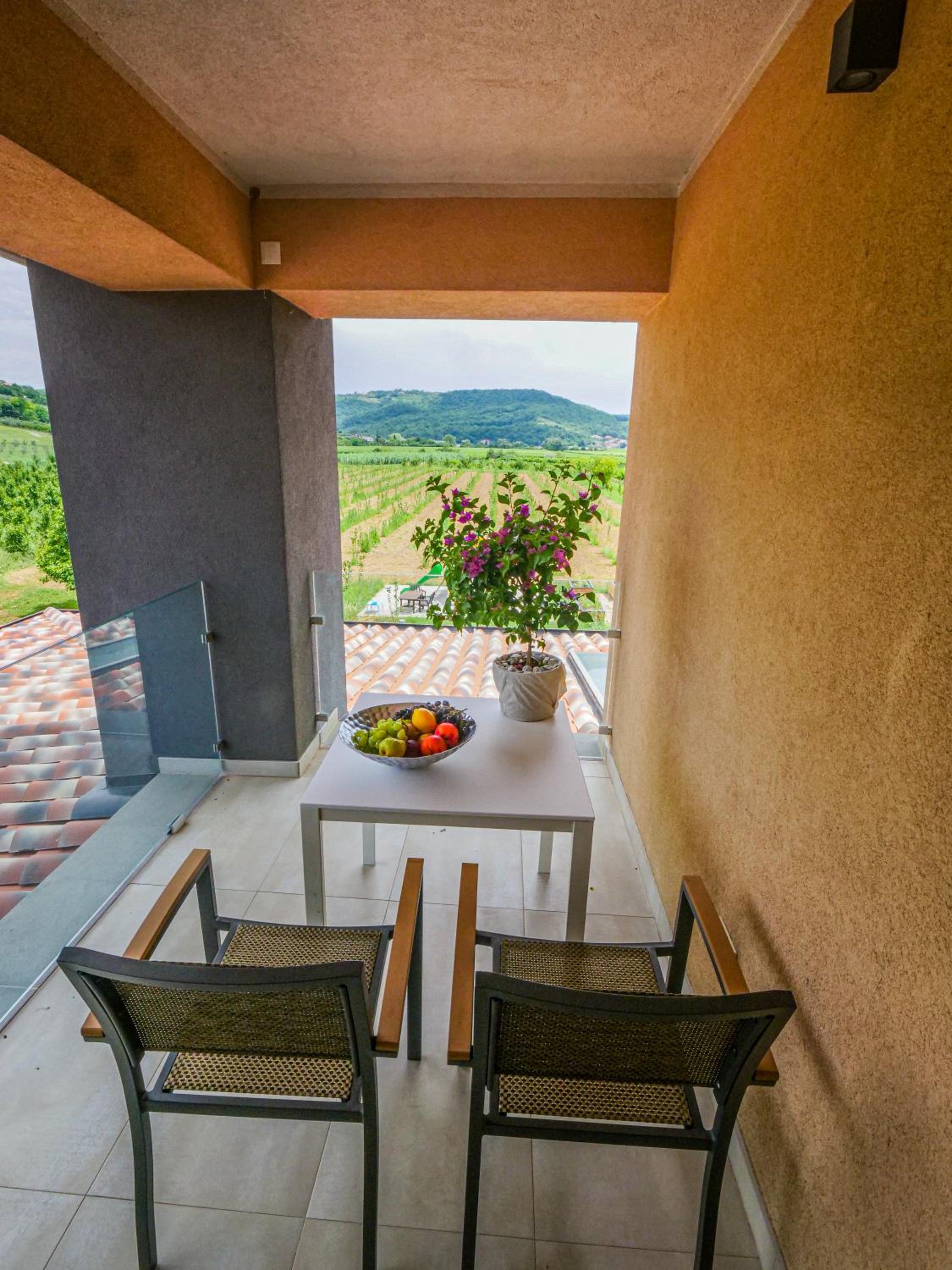 Deluxe Double Room with Balcony photo 2
