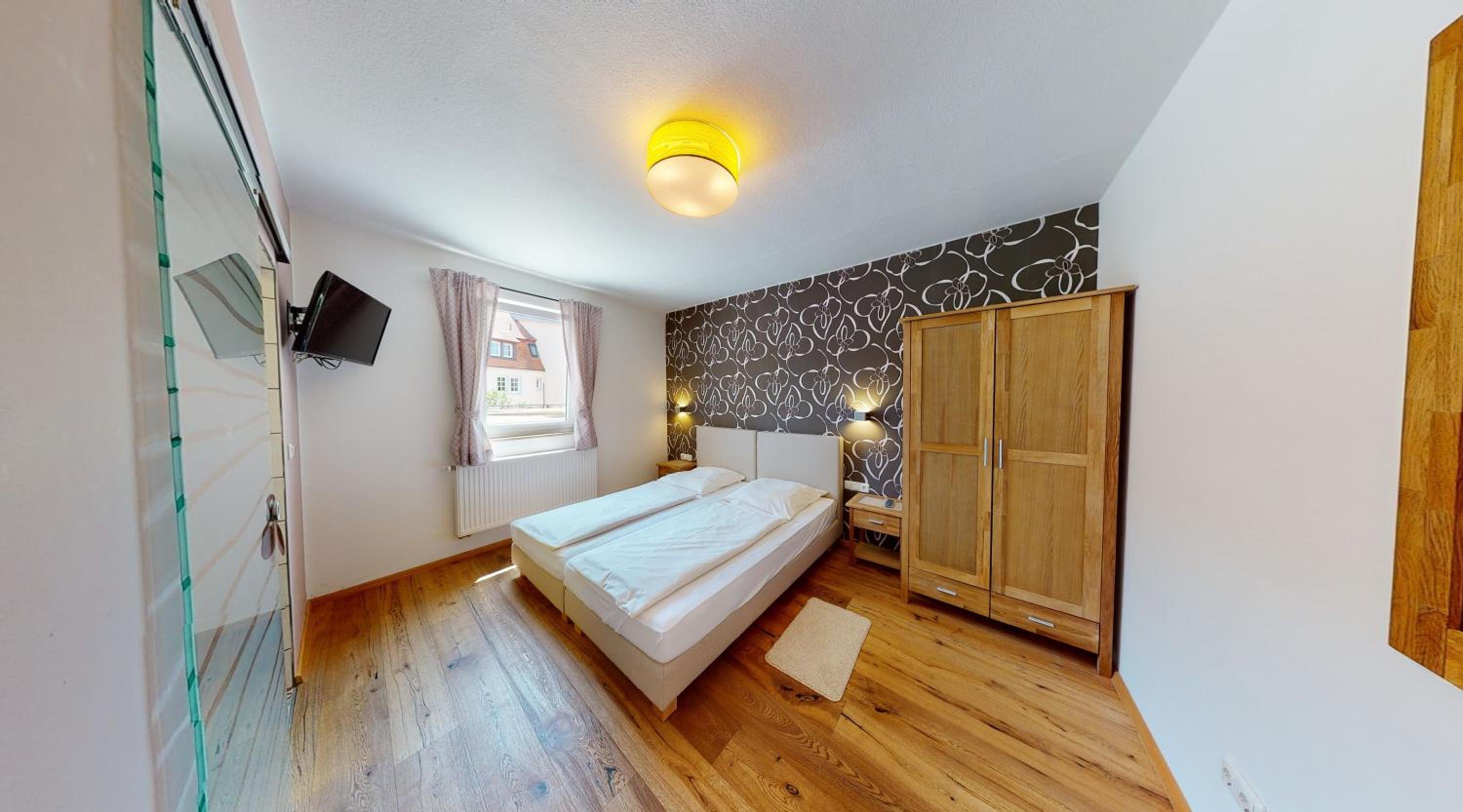 Standard Double Room - Photo 5