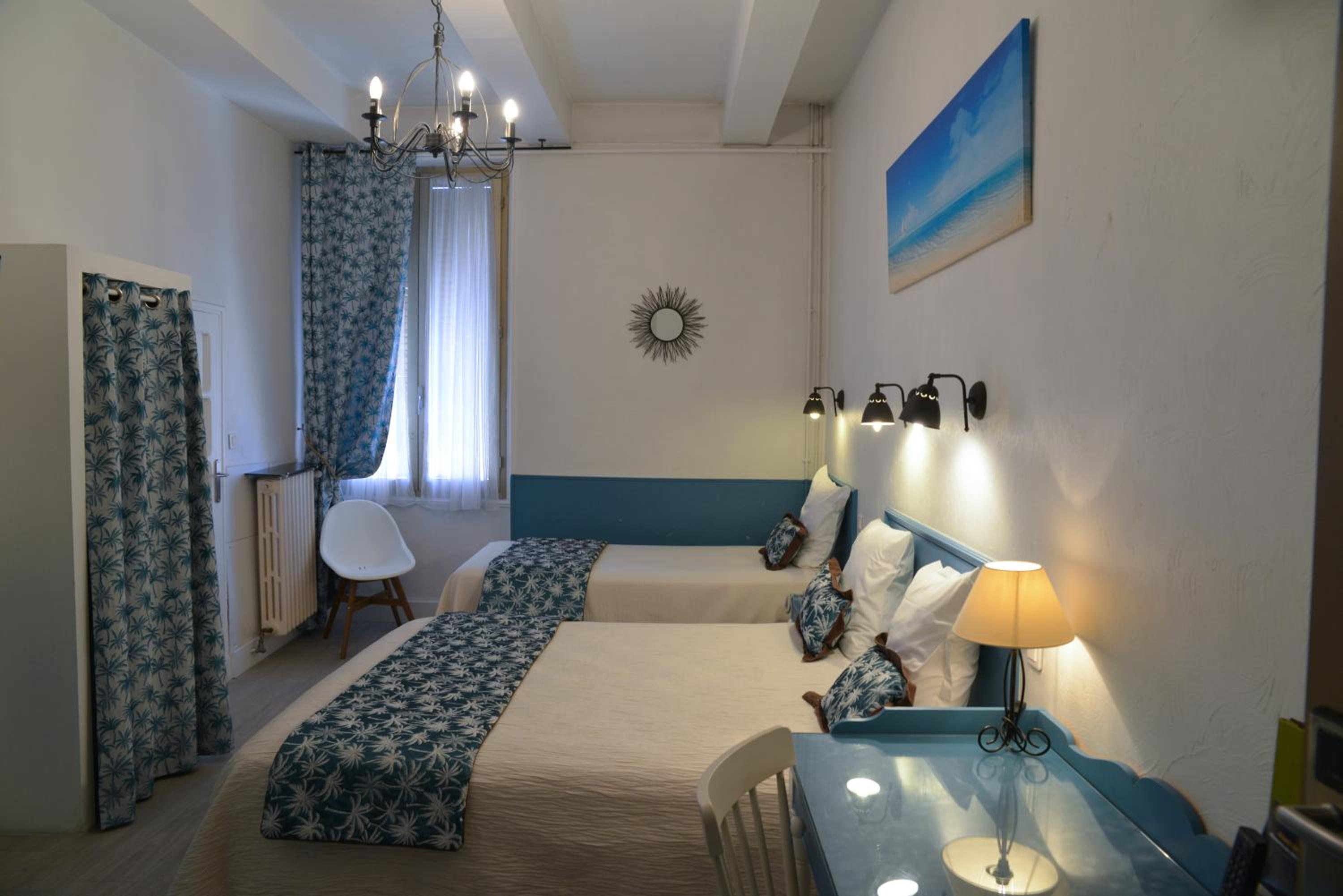 Superior Triple Room - Photo 1
