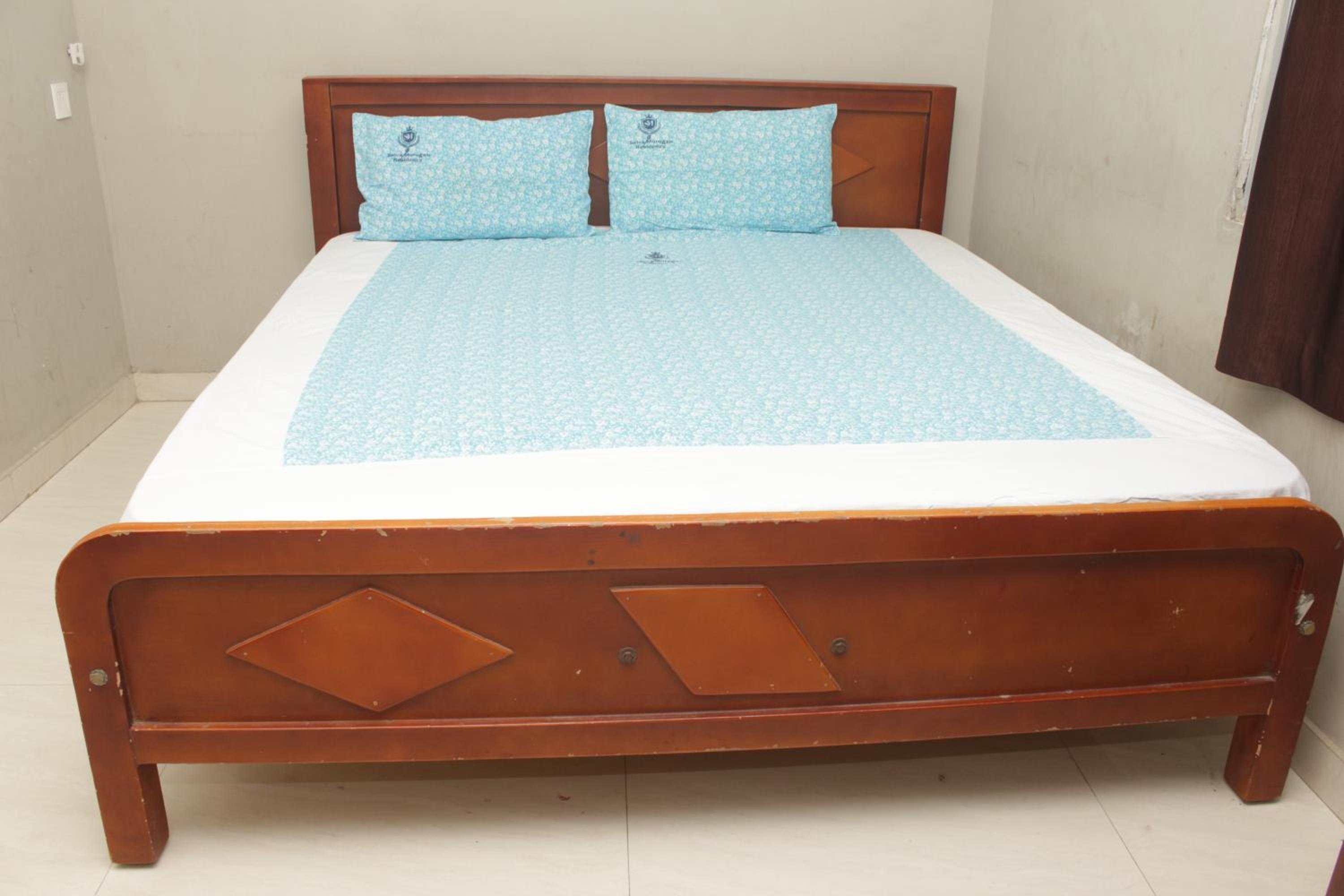 Standard Double Room With Fan photo 1