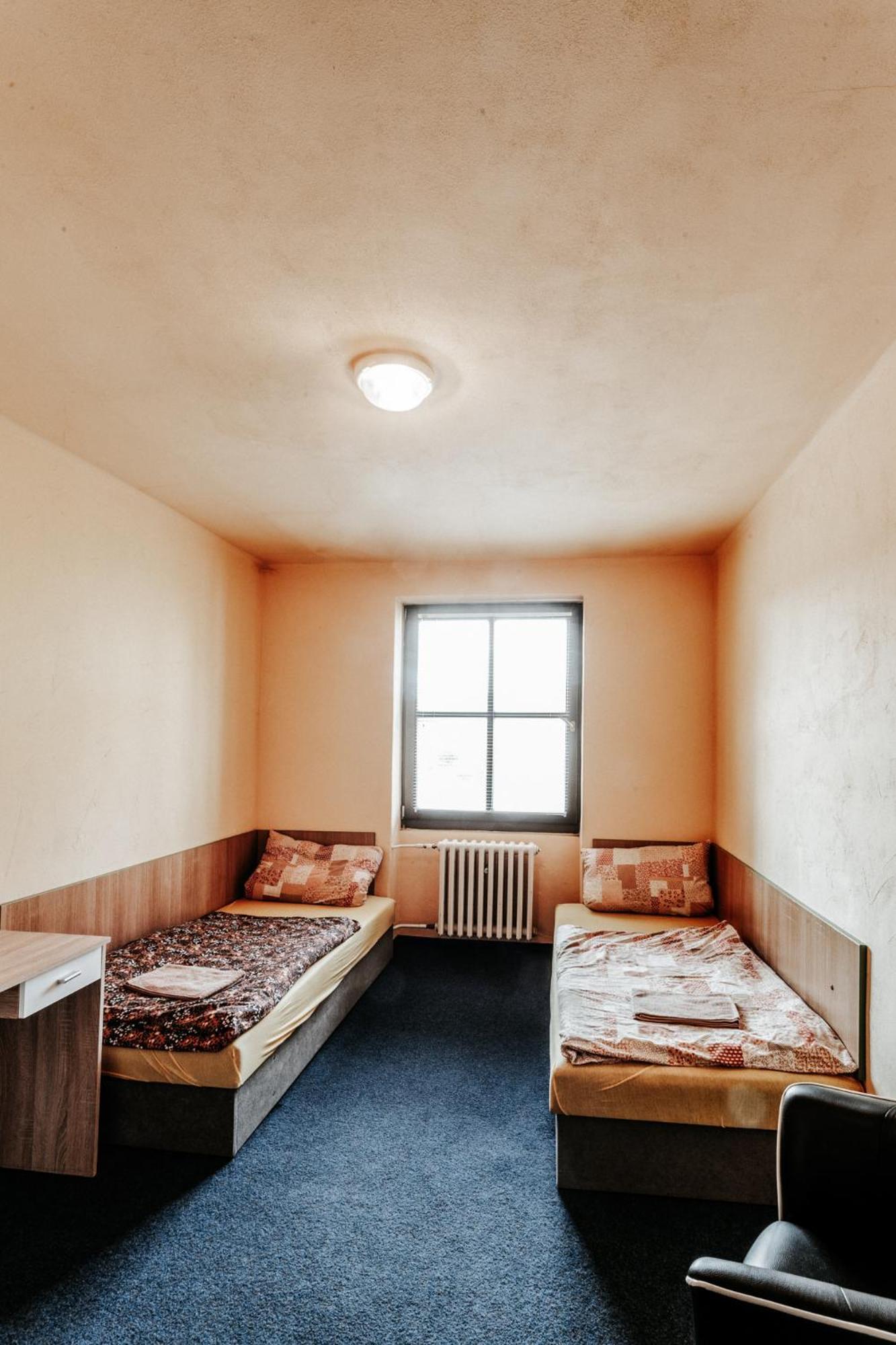 Twin Room - Photo 6