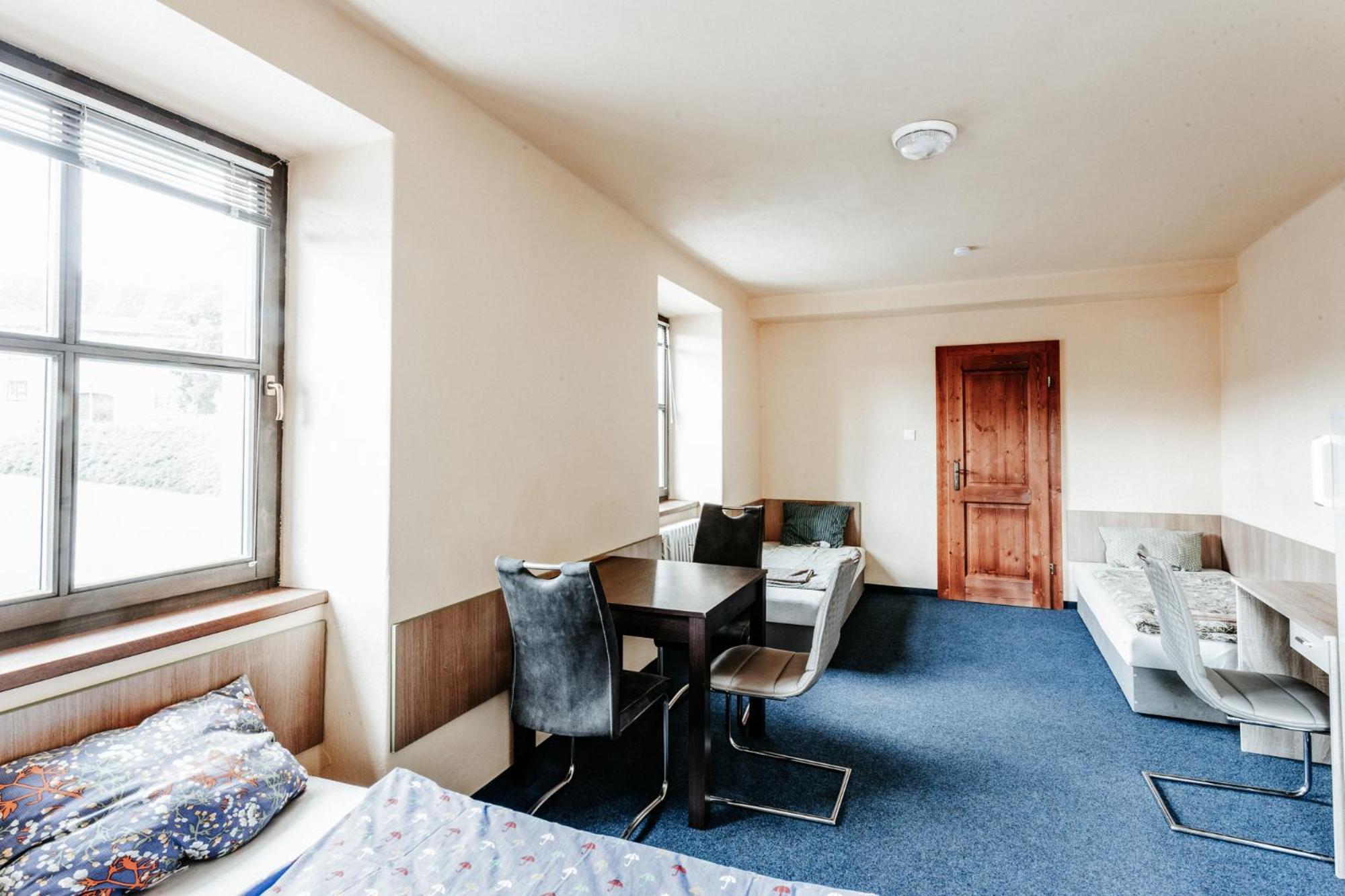 Standard Quadruple Room - Photo 3