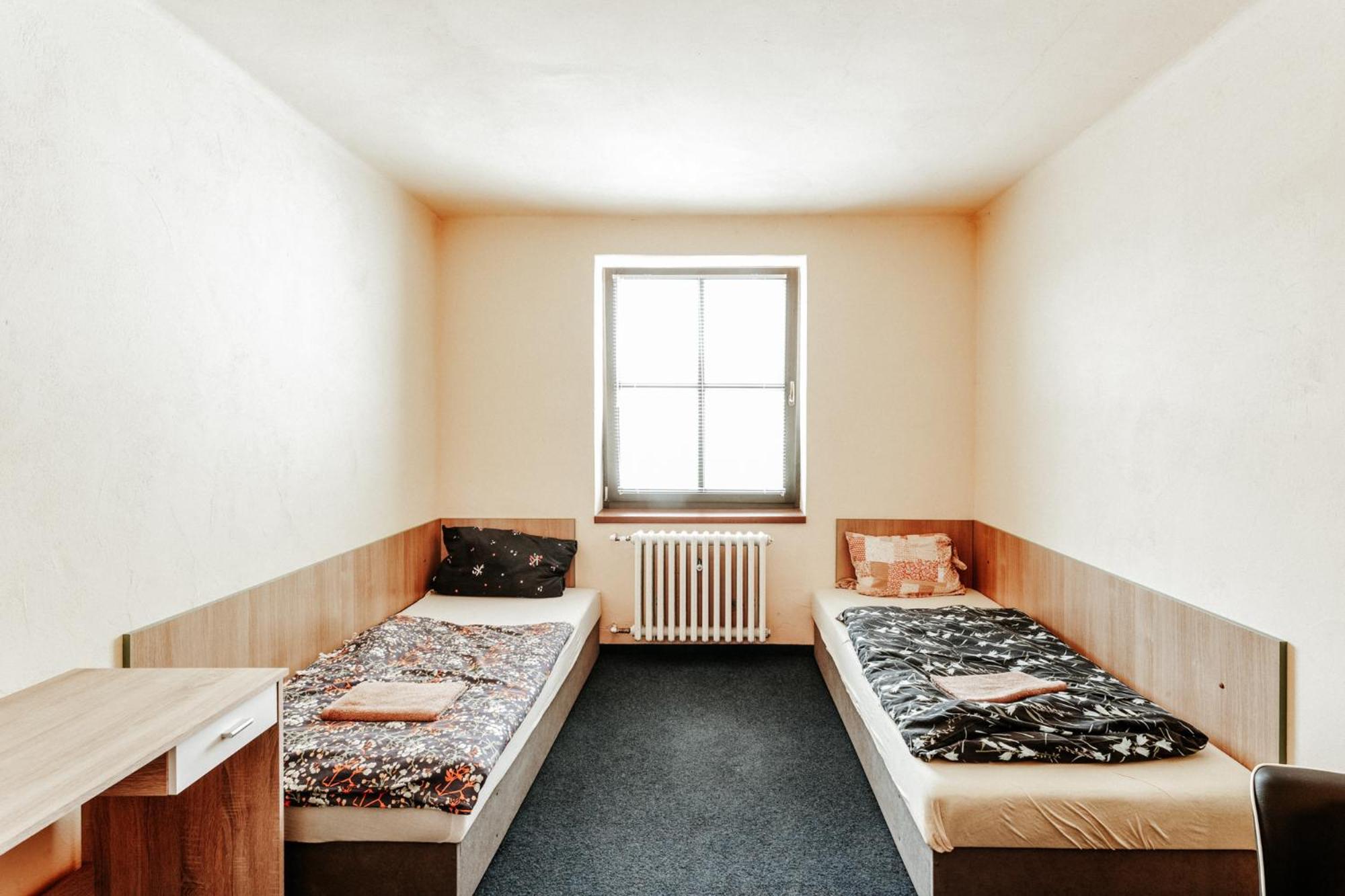 Twin Room - Photo 4
