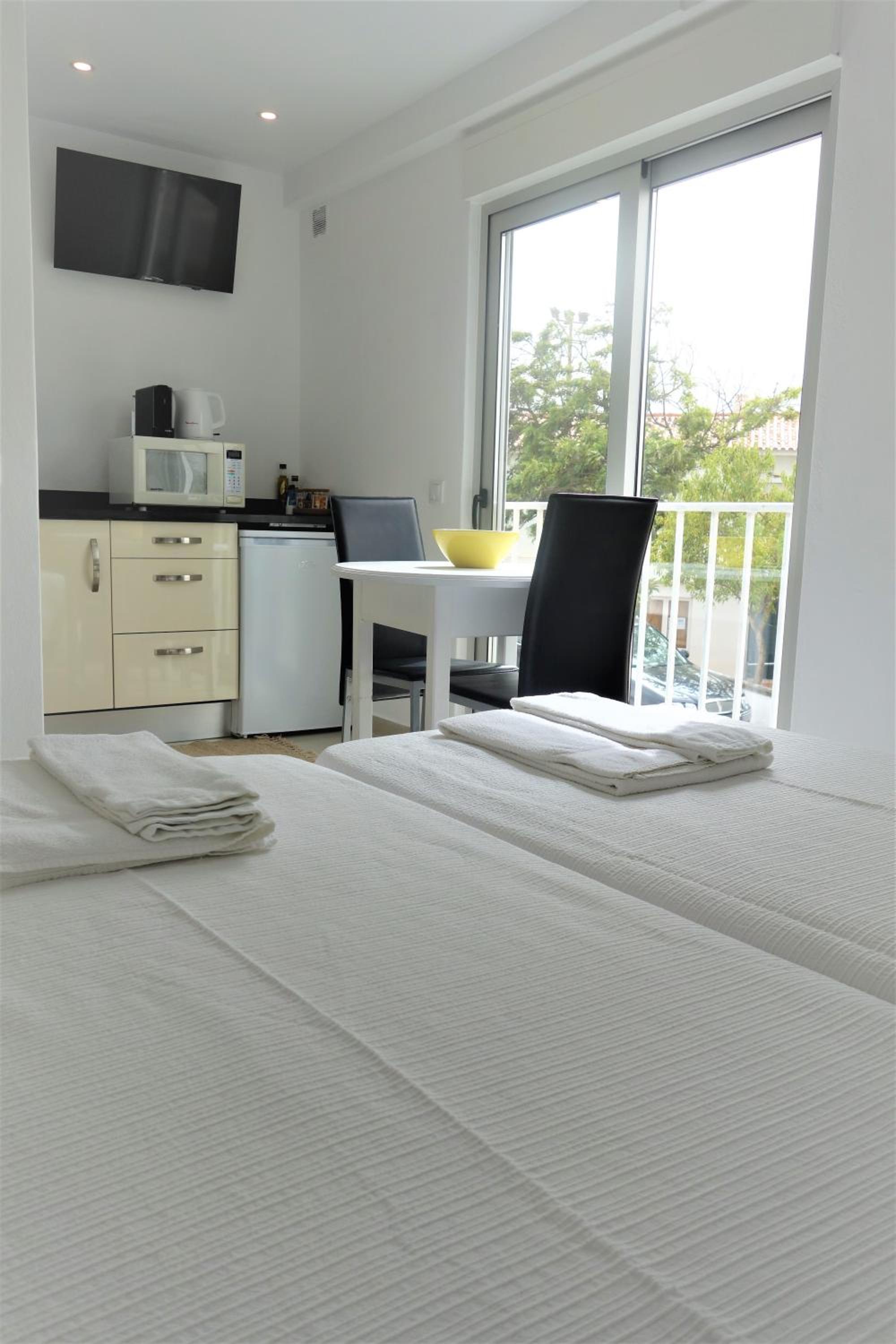 Twin Room with City View