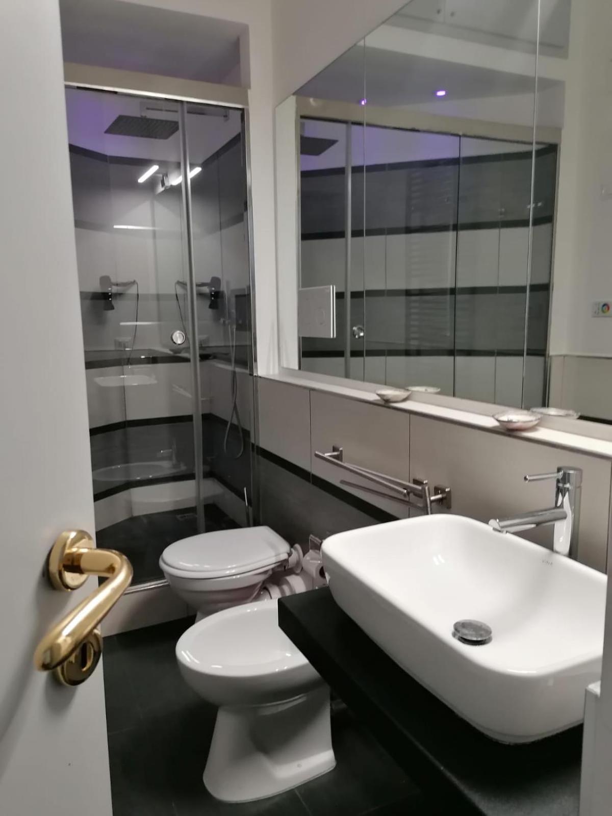 Deluxe Double Room - Photo 2
