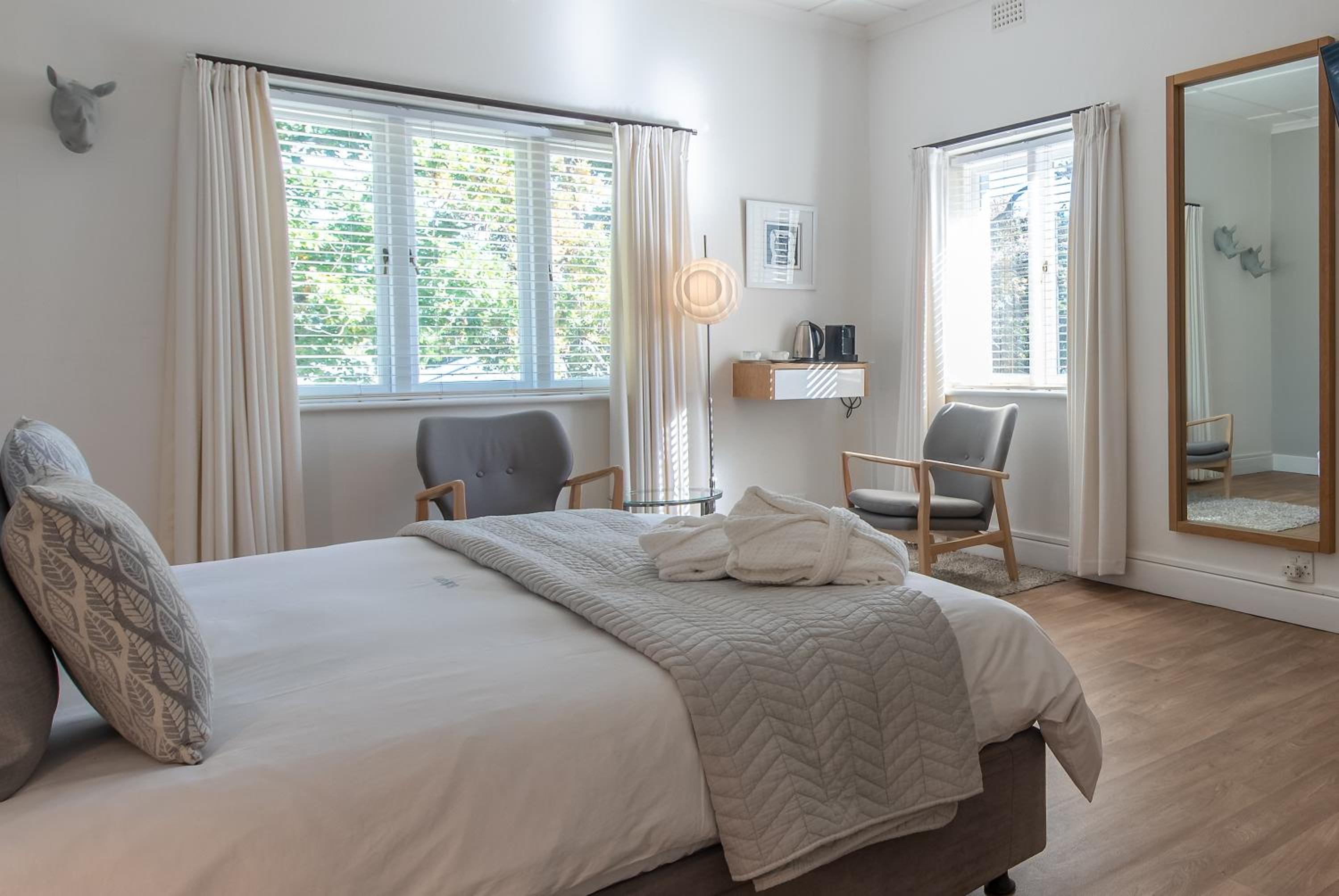 Deluxe Rooms photo 2