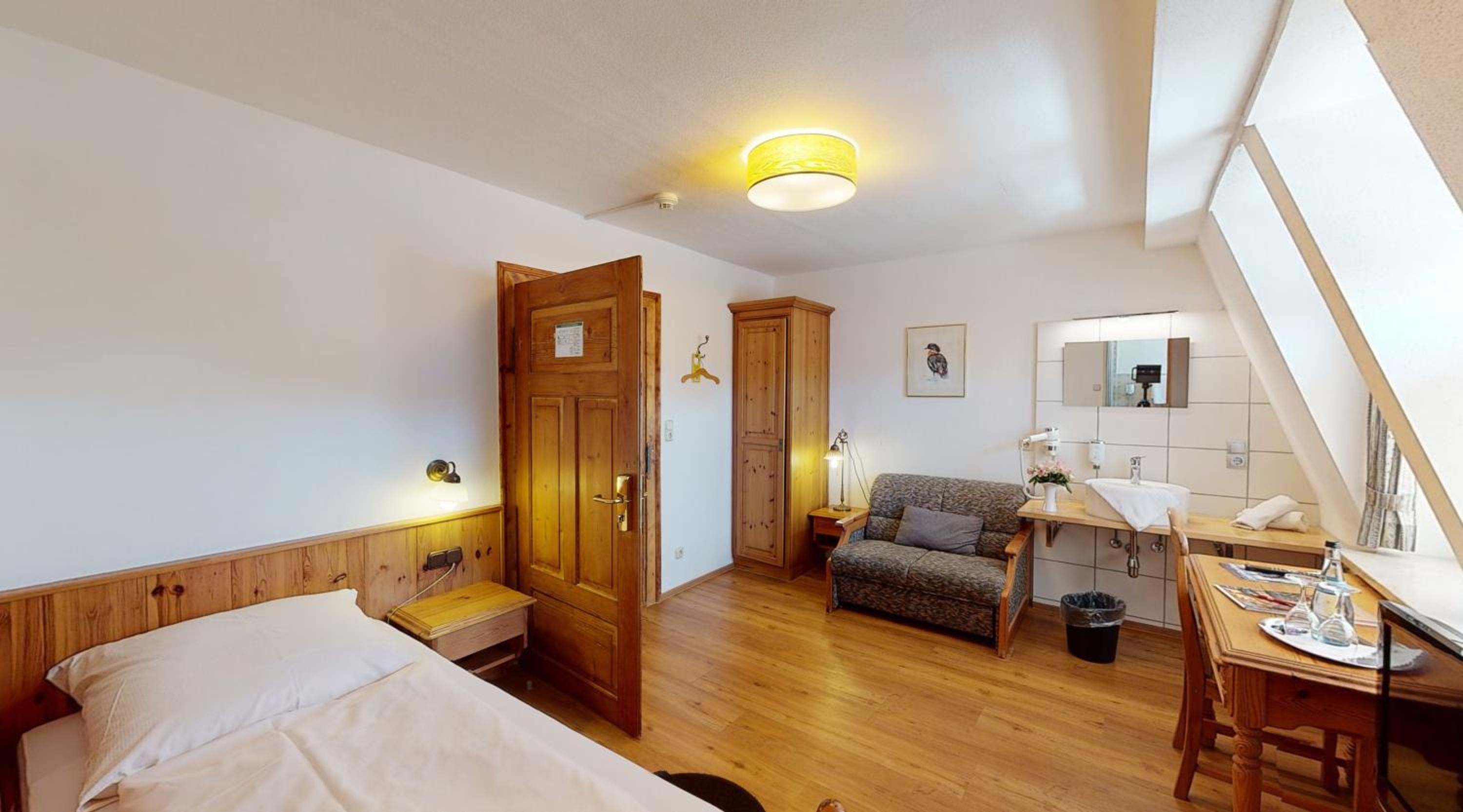 Standard Single Room
