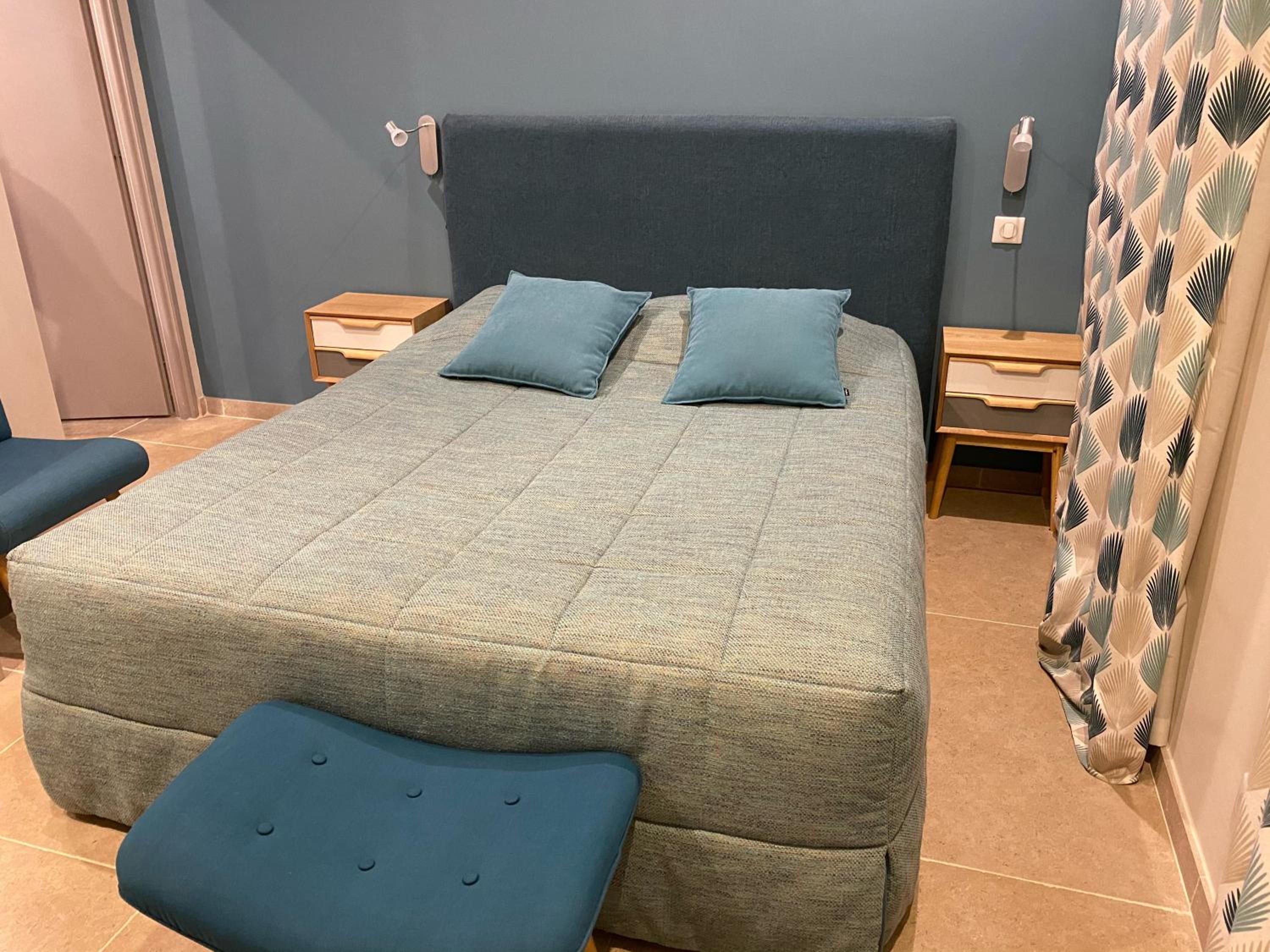 Quadruple Room - Photo 3