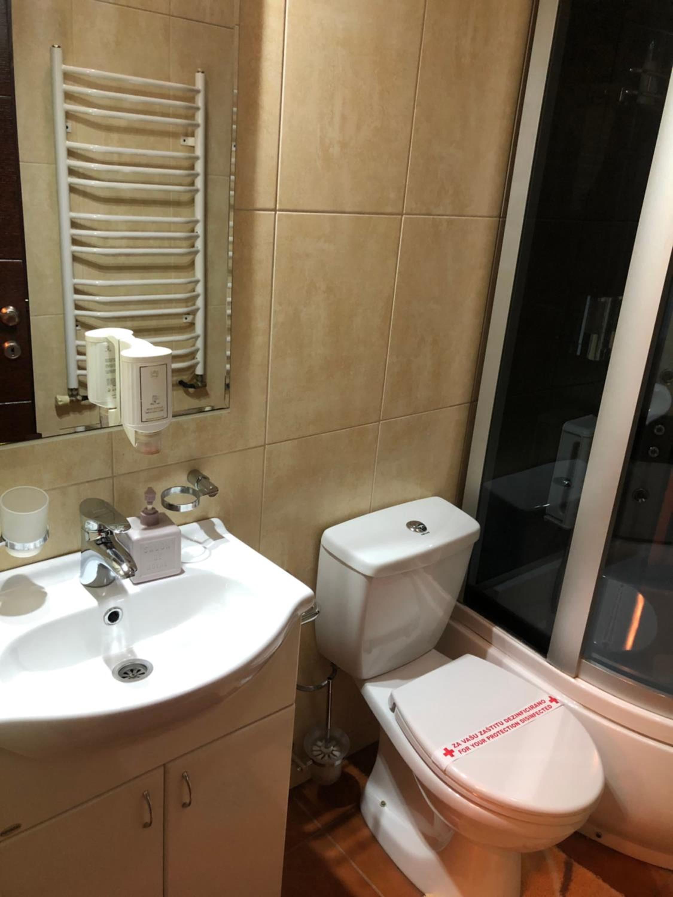 Deluxe Triple Room - Photo 3