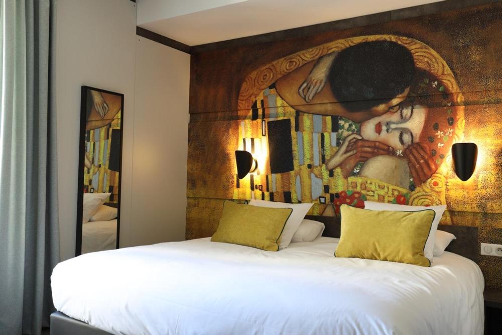 Superior Double or Twin Room - Photo 14