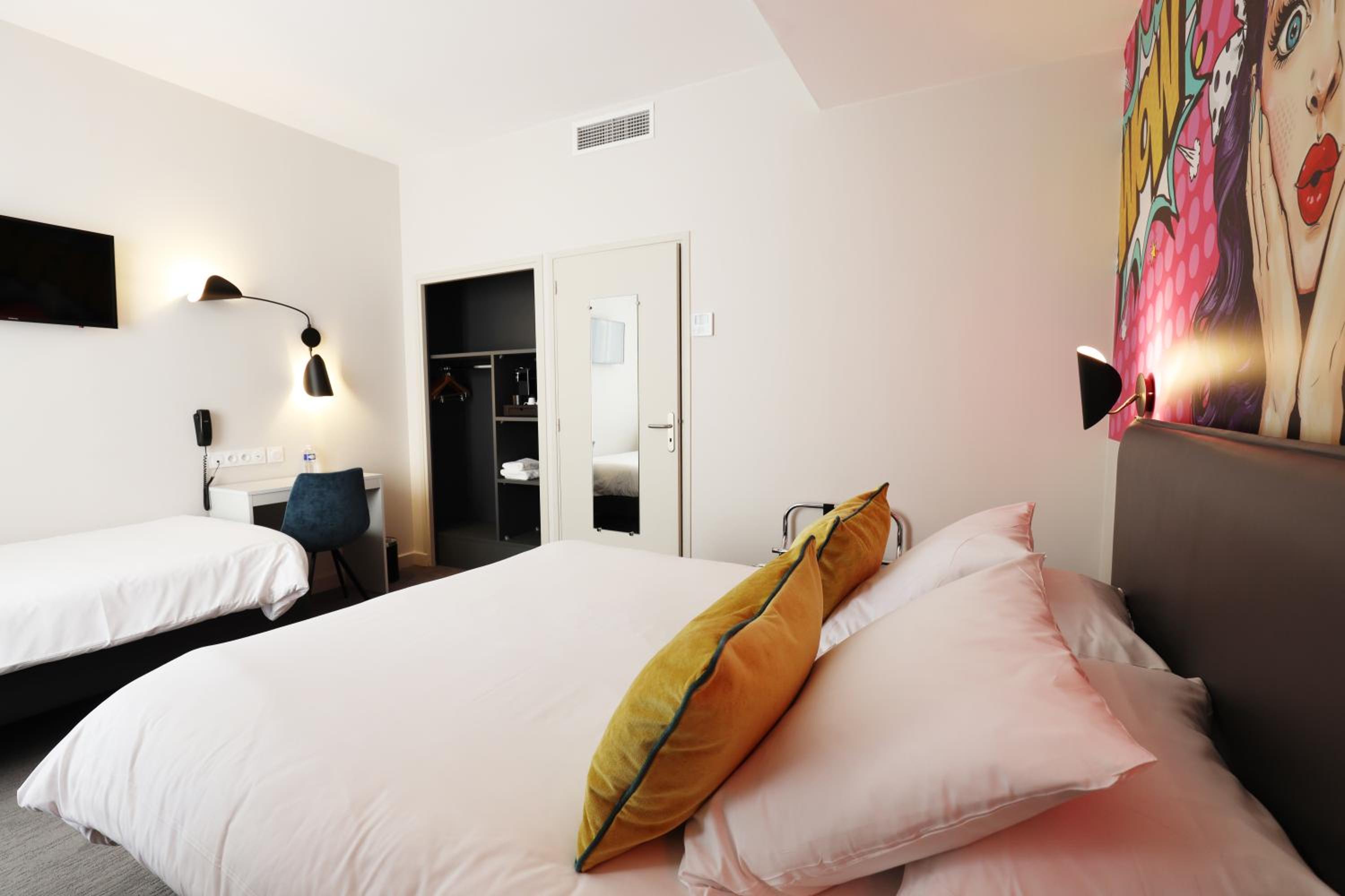 Triple Room - Photo 2