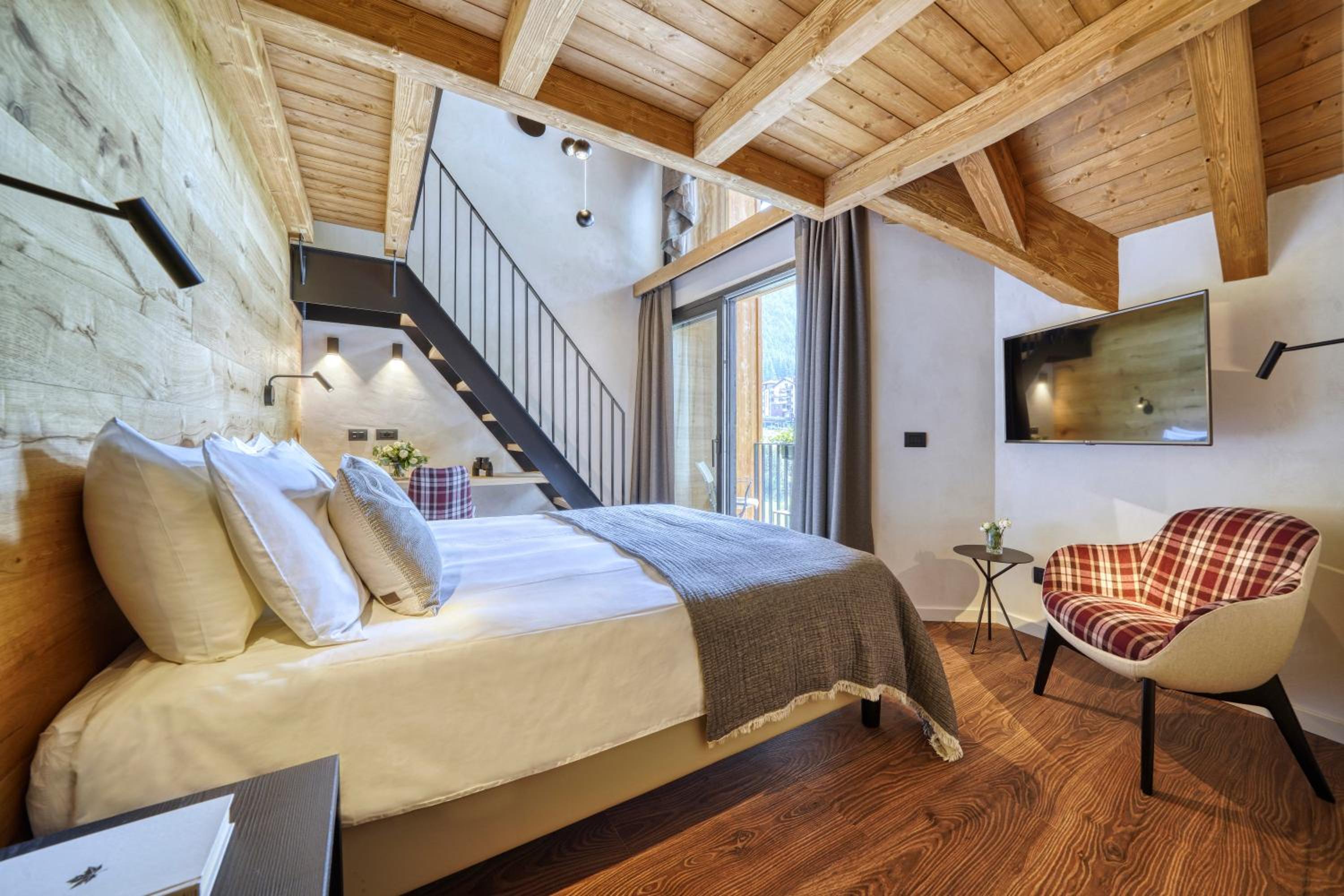 Deluxe Triple Room - Photo 1