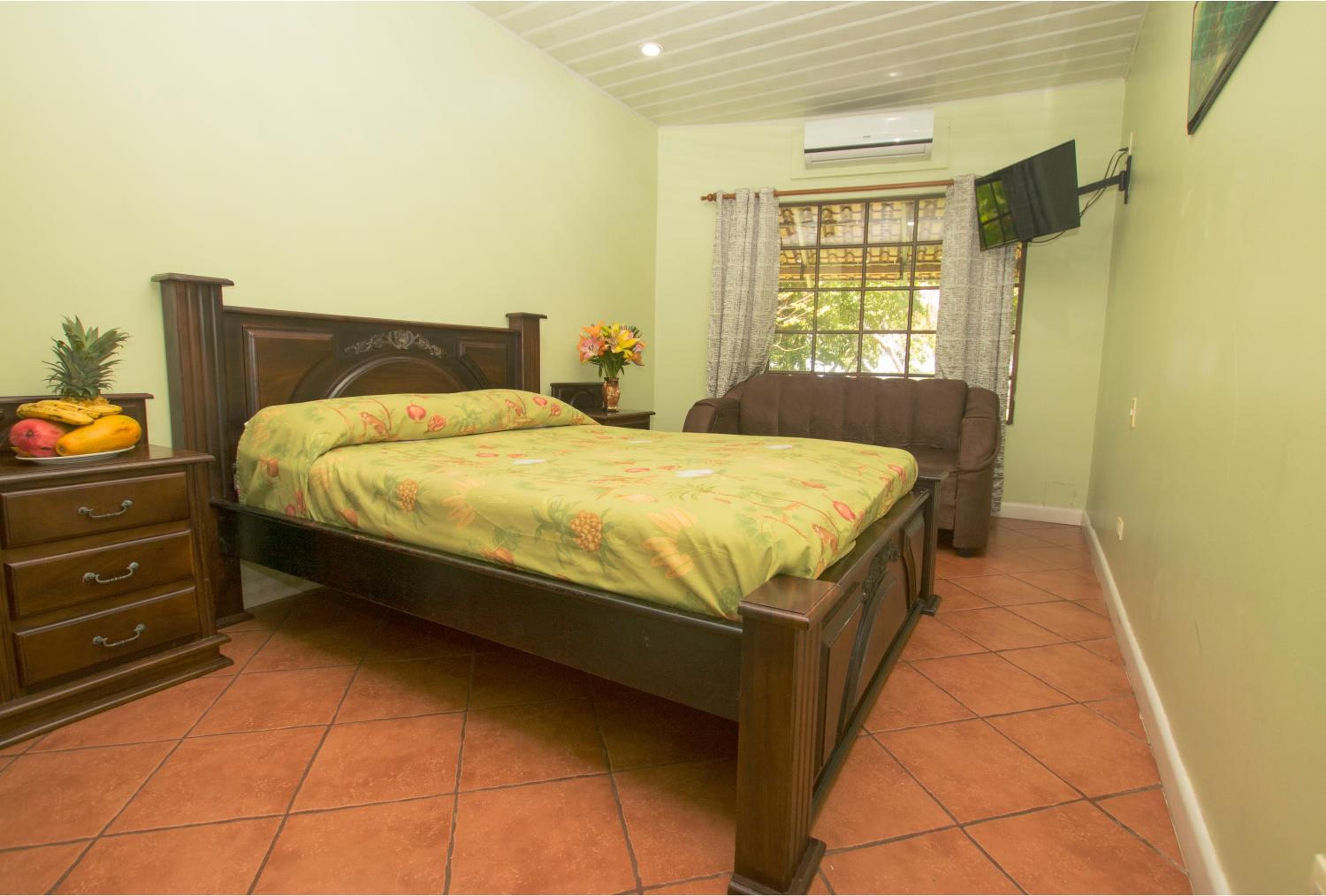 Queen Room