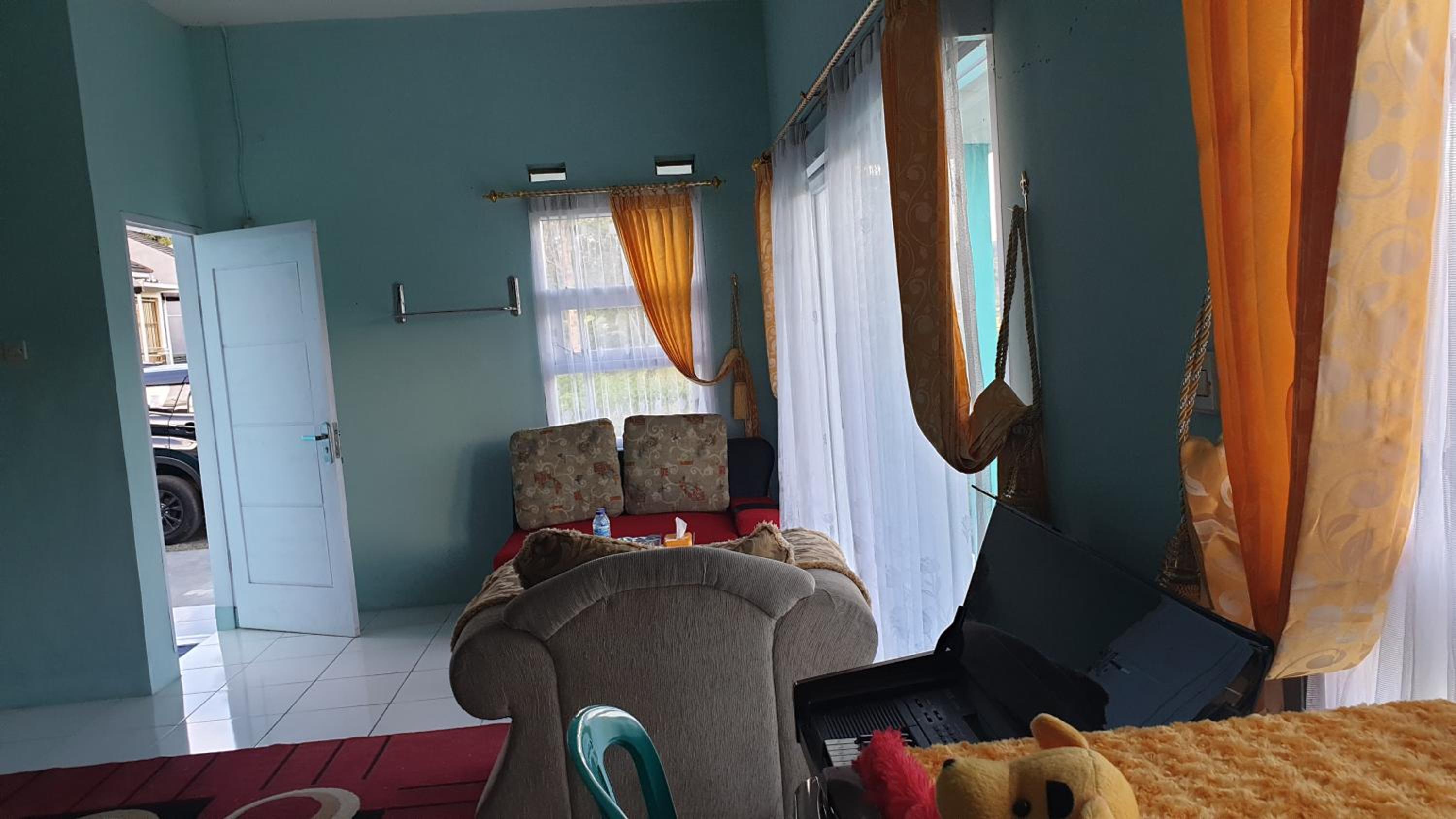 Two-Bedroom House - Photo 1