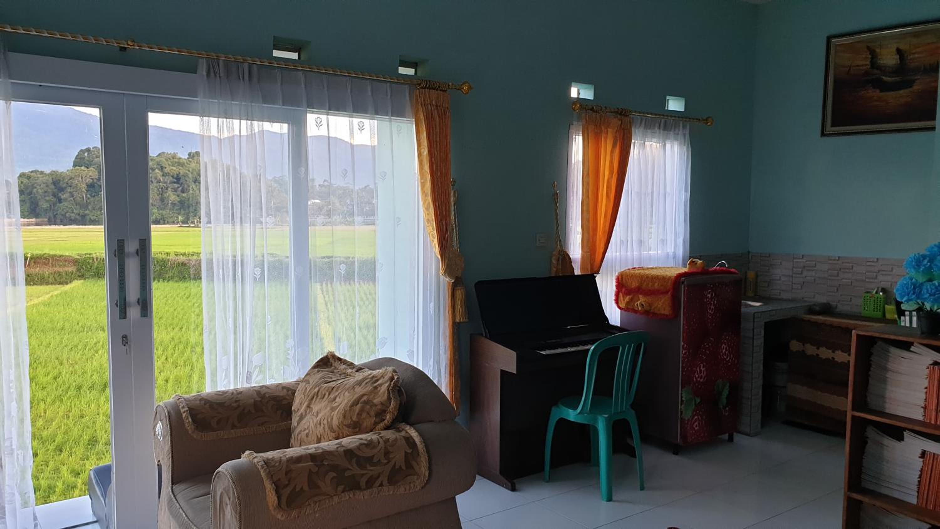 Two-Bedroom House - Photo 10
