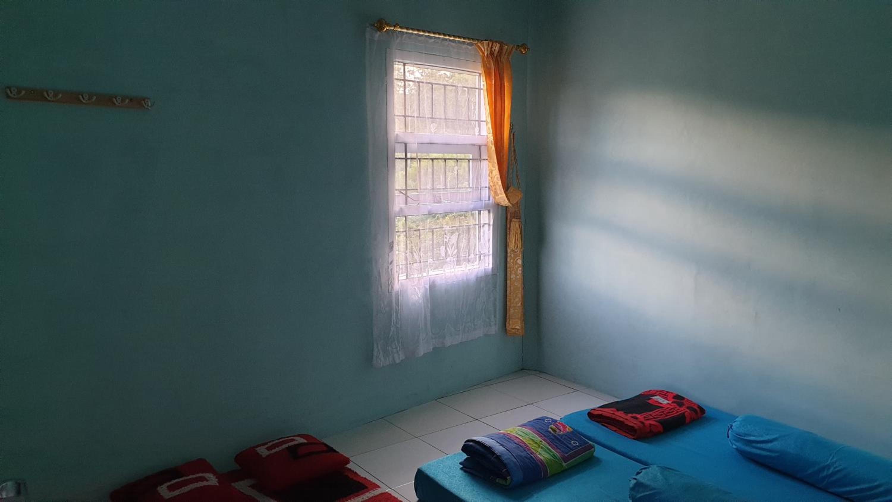 Two-Bedroom House - Photo 8