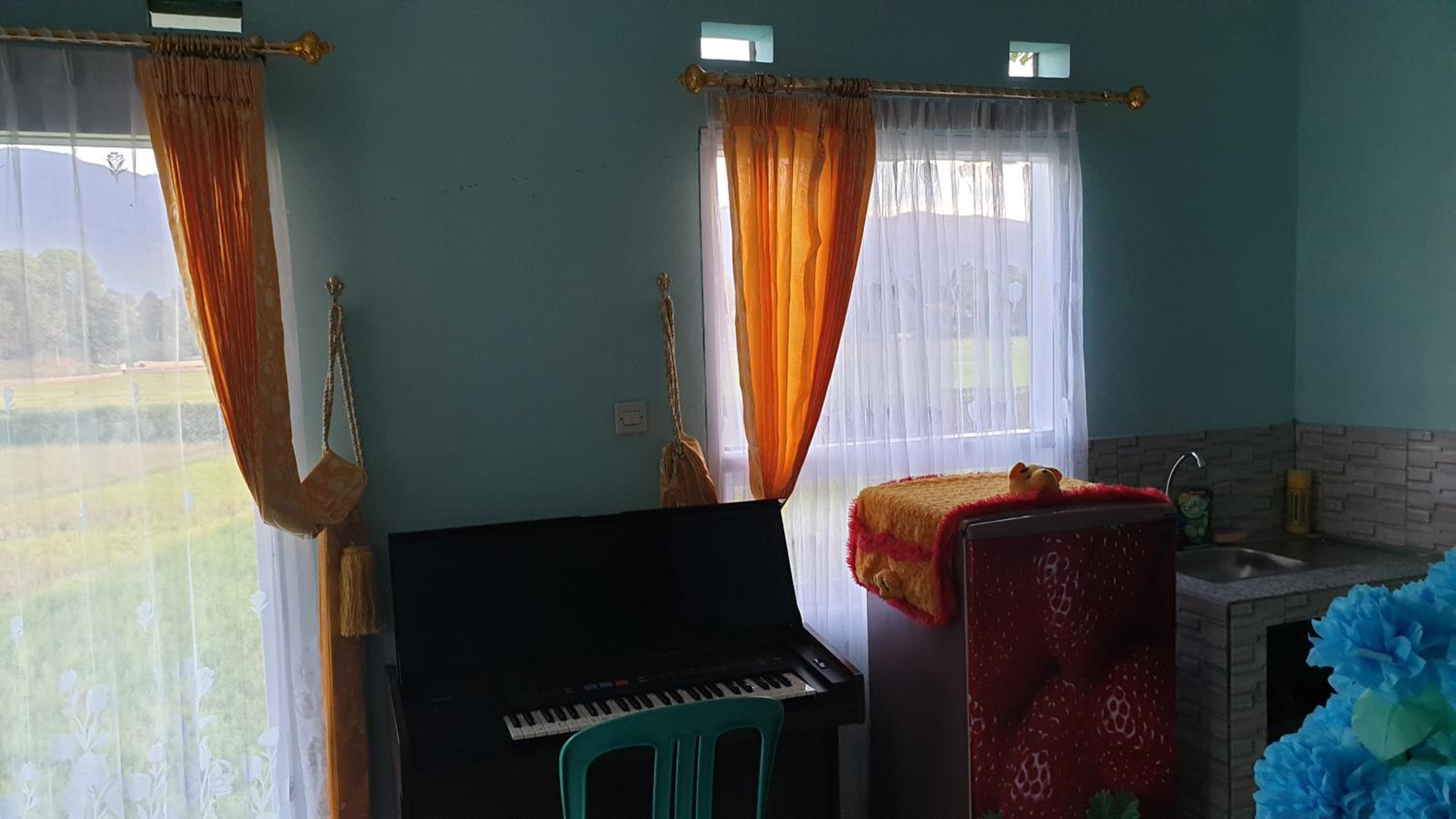Two-Bedroom House - Photo 3