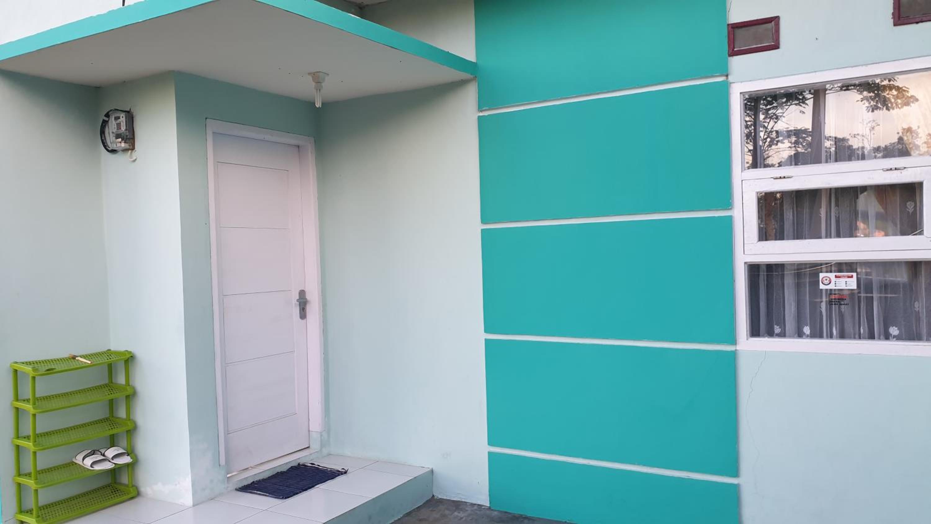 Two-Bedroom House - Photo 2