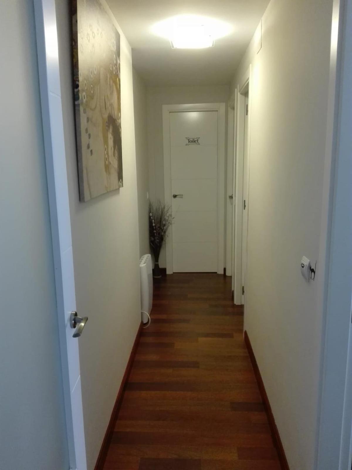 One-Bedroom Apartment photo 3