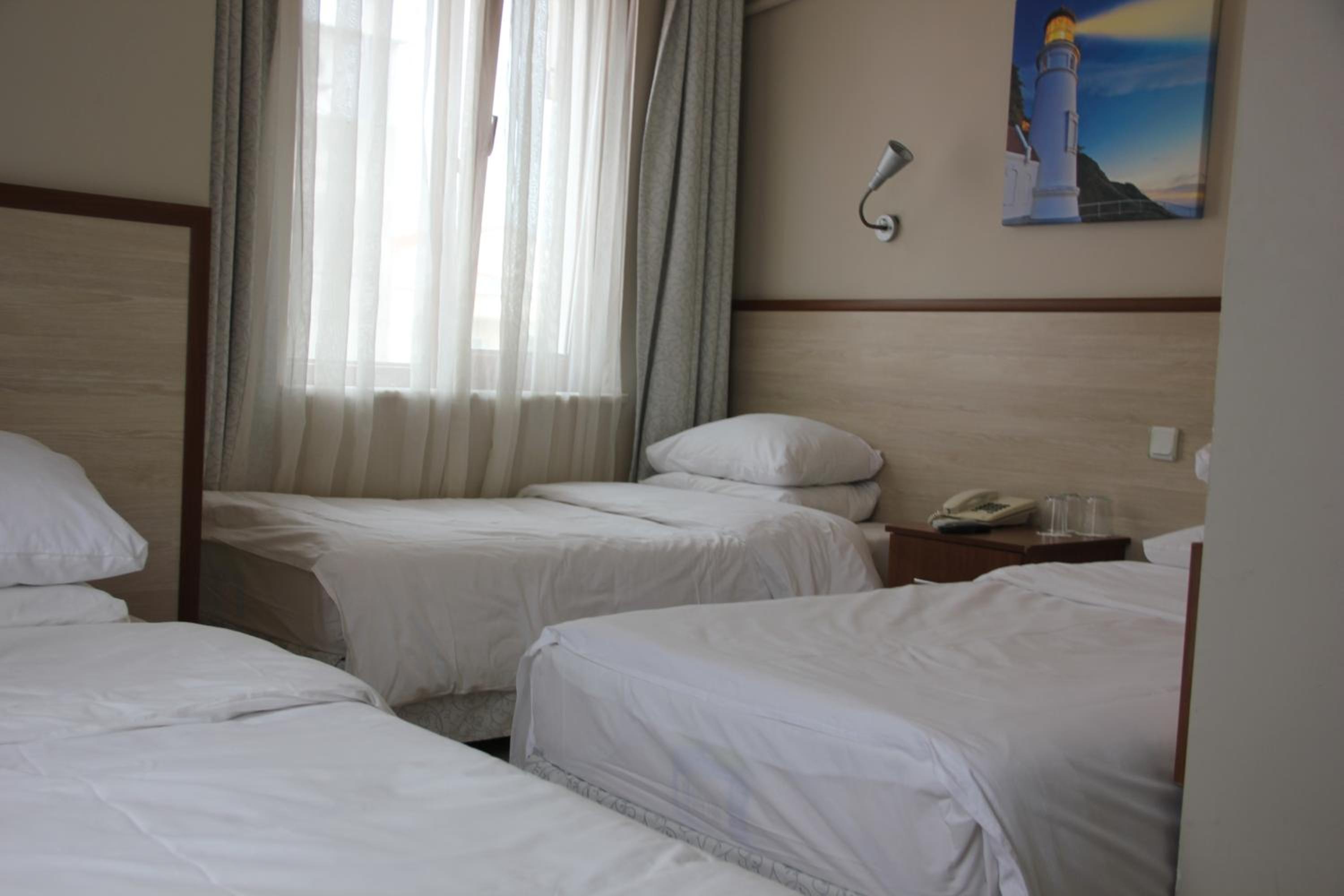 Triple Room - Photo 8