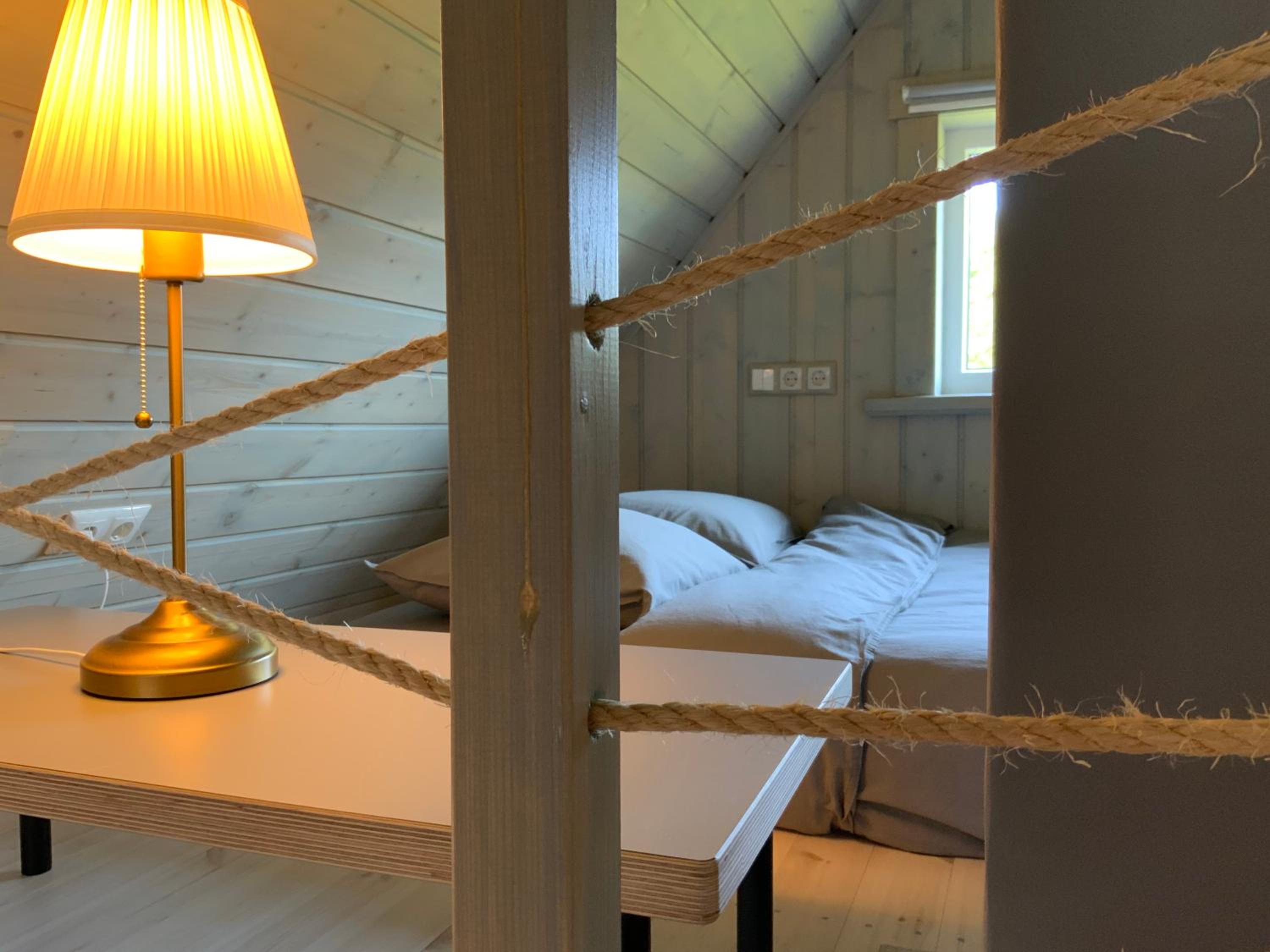 One-Bedroom House - Photo 9