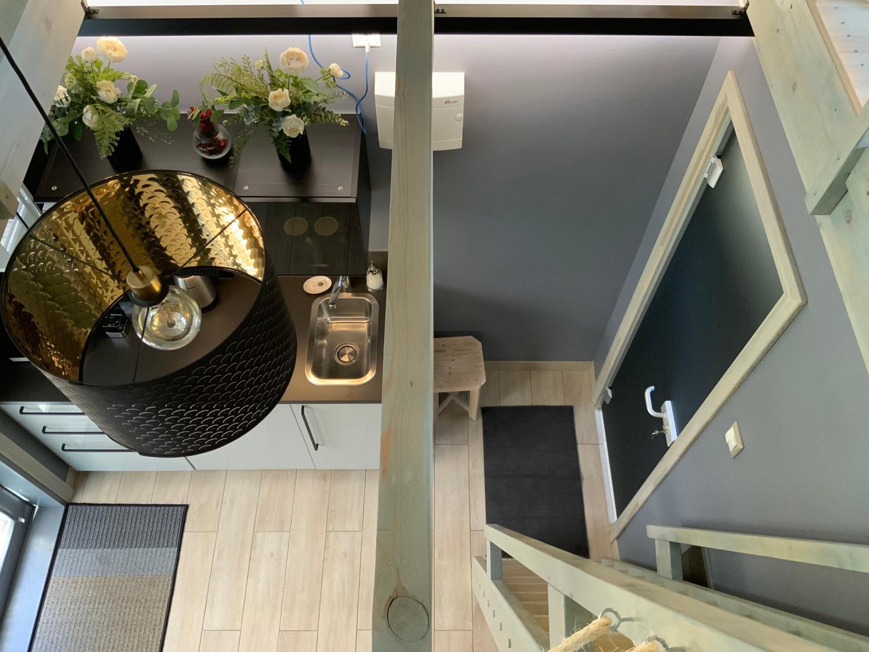 One-Bedroom House - Photo 12