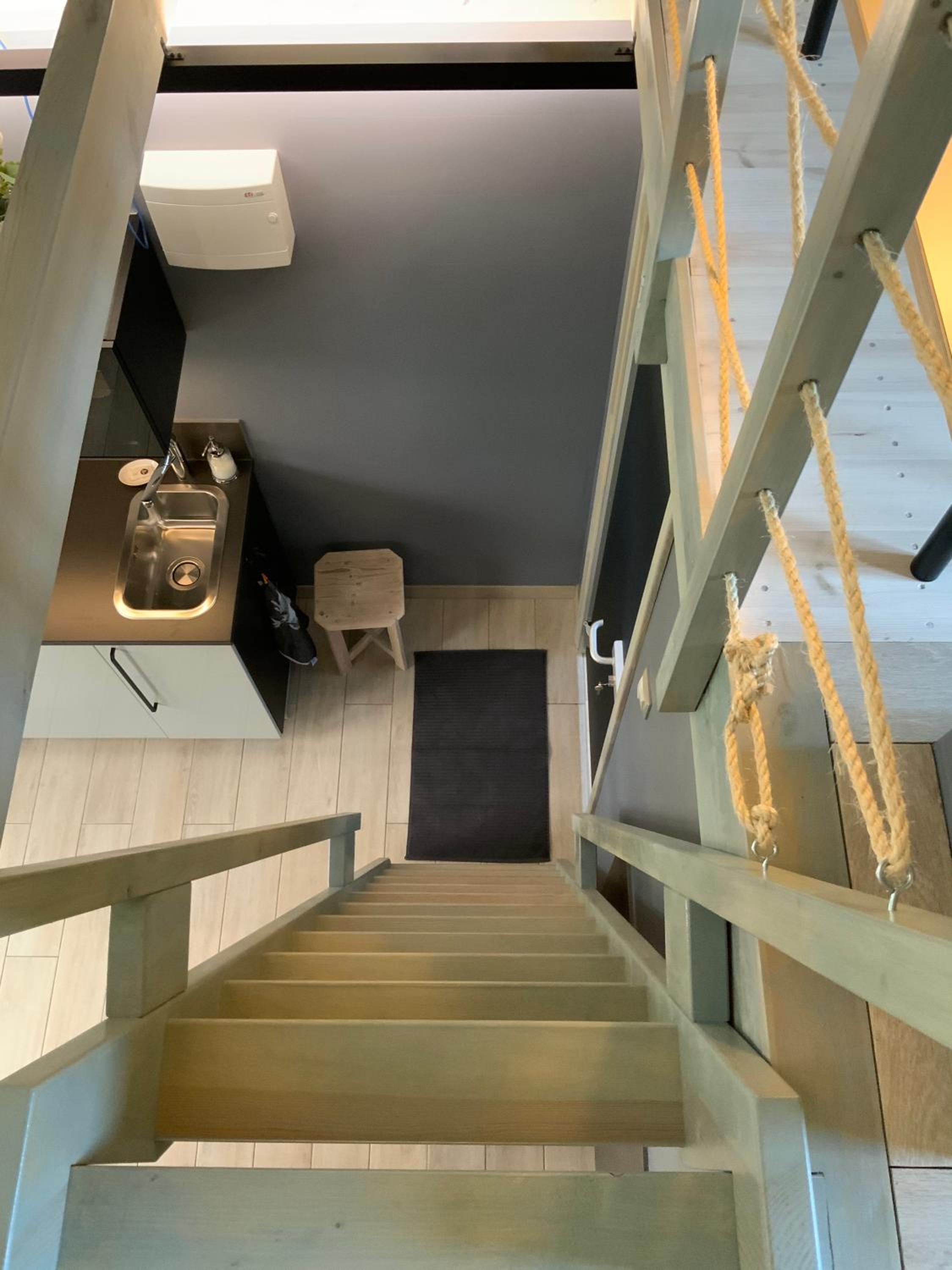 One-Bedroom House - Photo 5