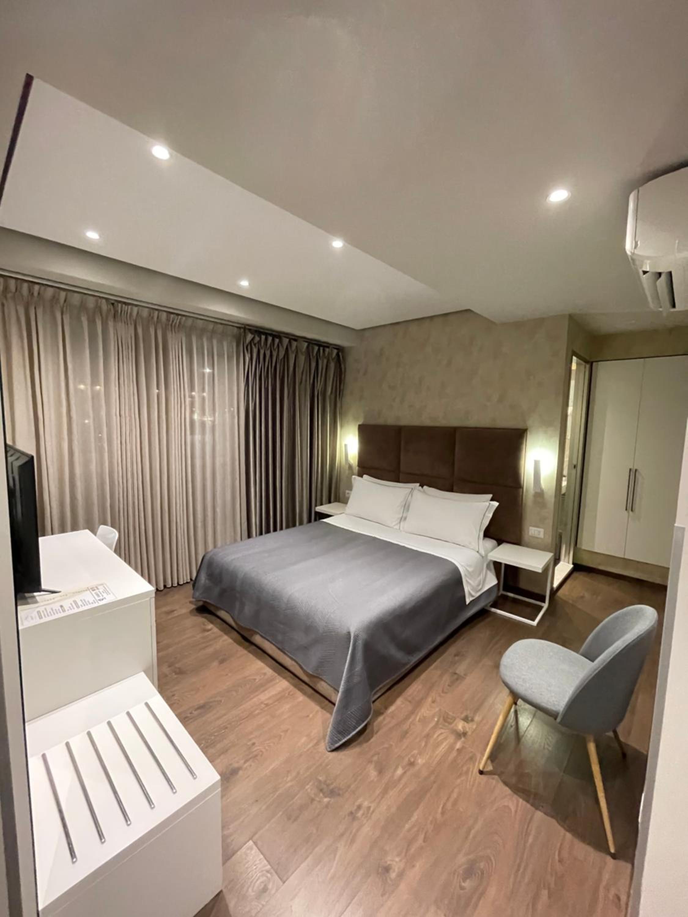 Deluxe Double Room photo 2
