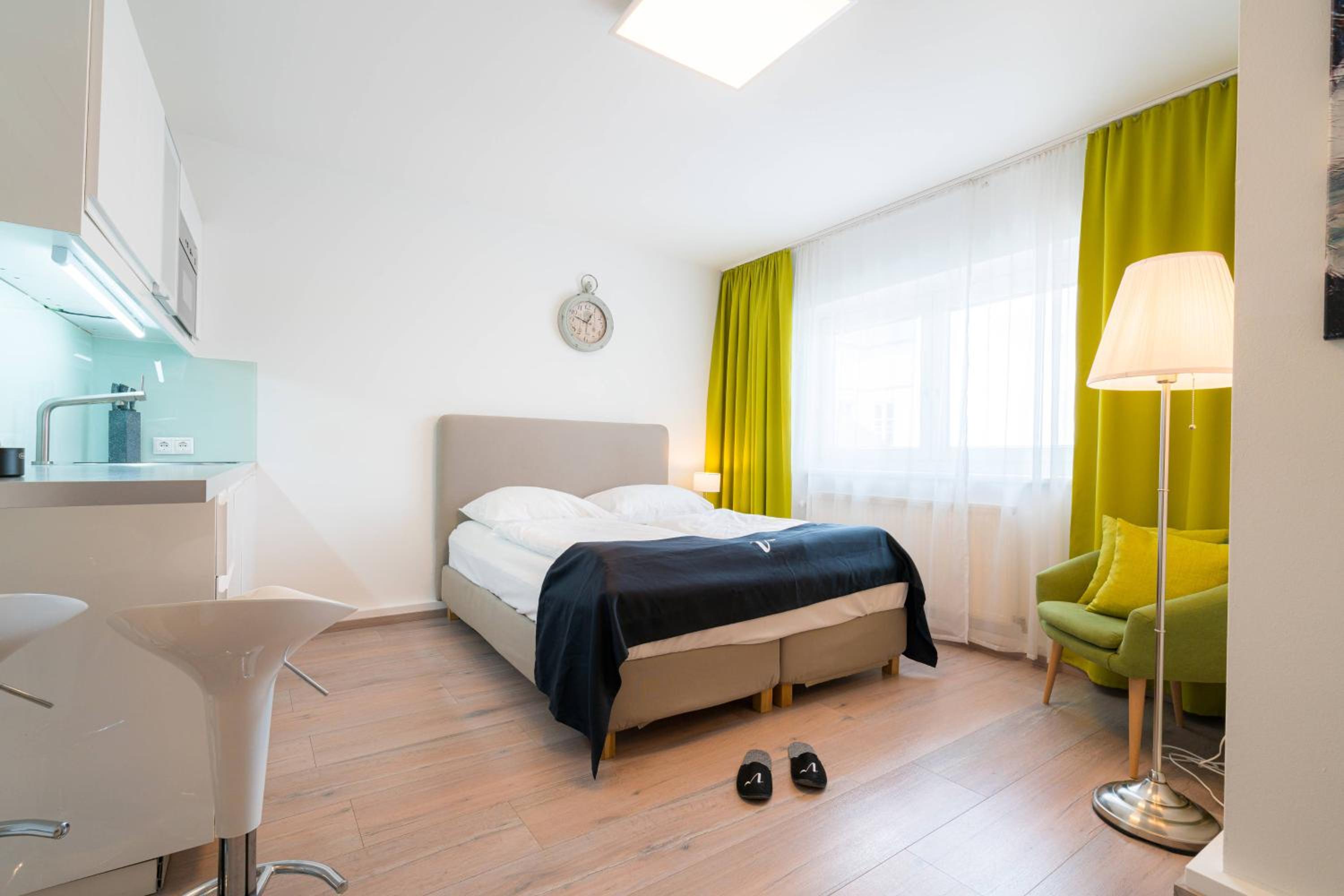 Studio Apartment