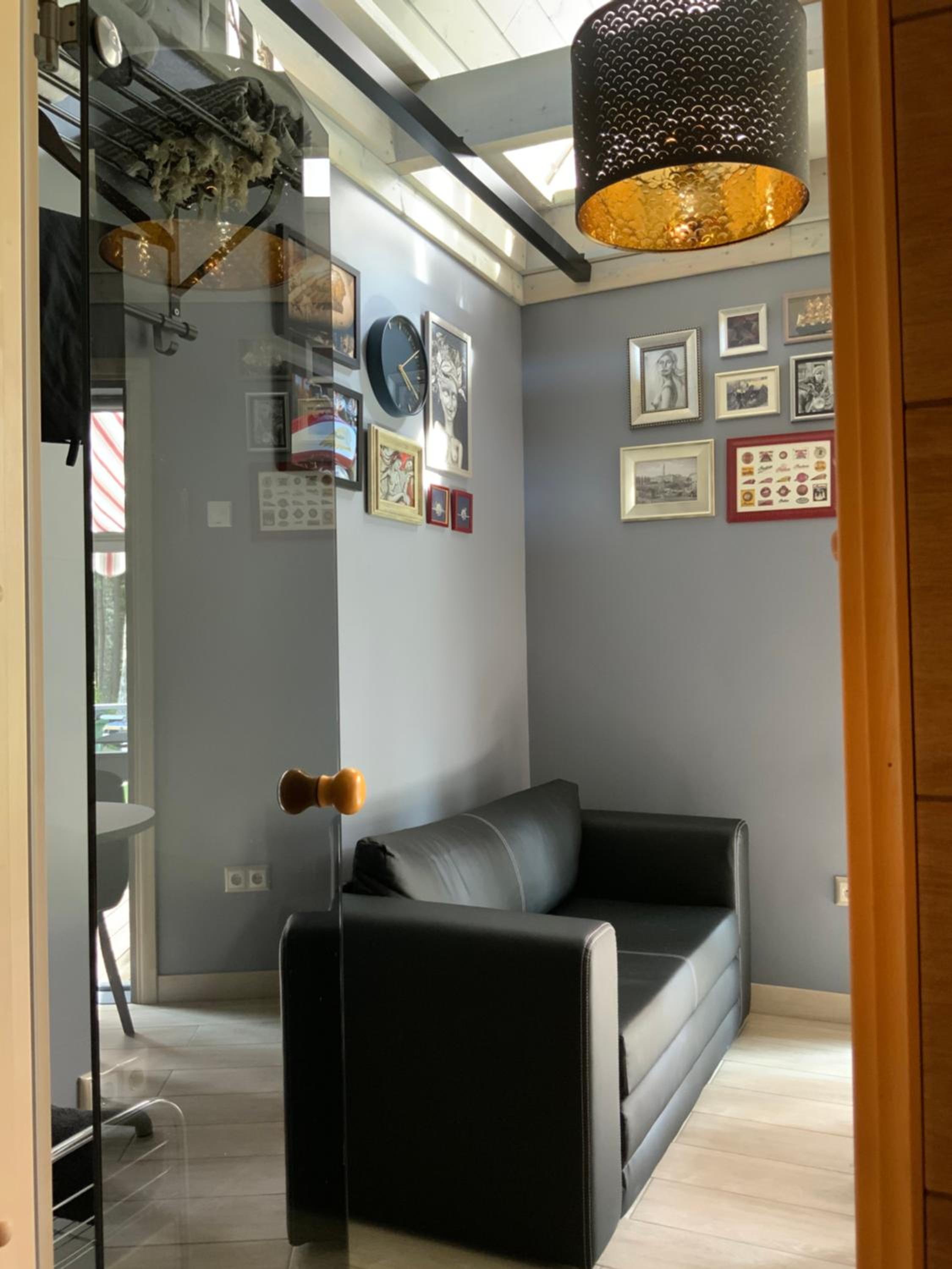 One-Bedroom House - Photo 19