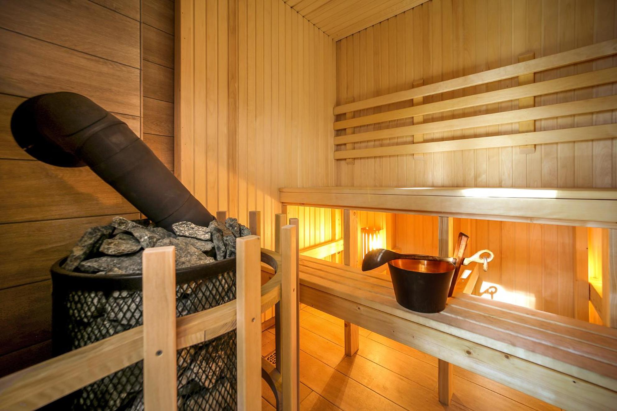 One-Bedroom House - Photo 16