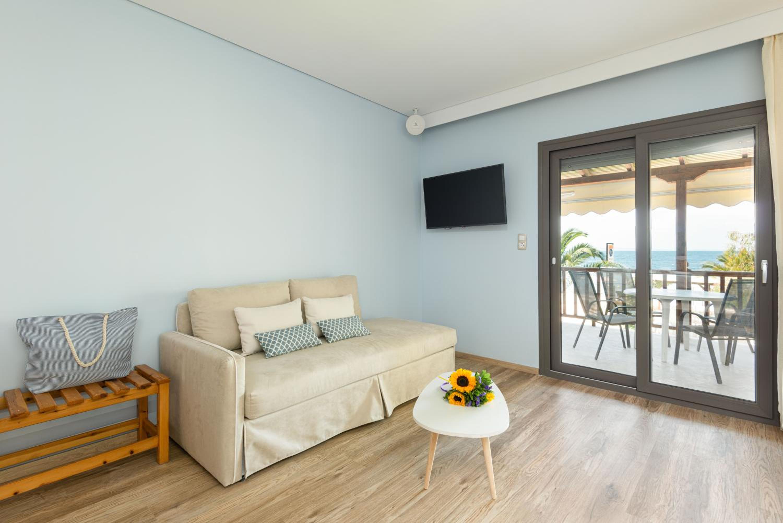 Junior Suite with Sea View photo 2
