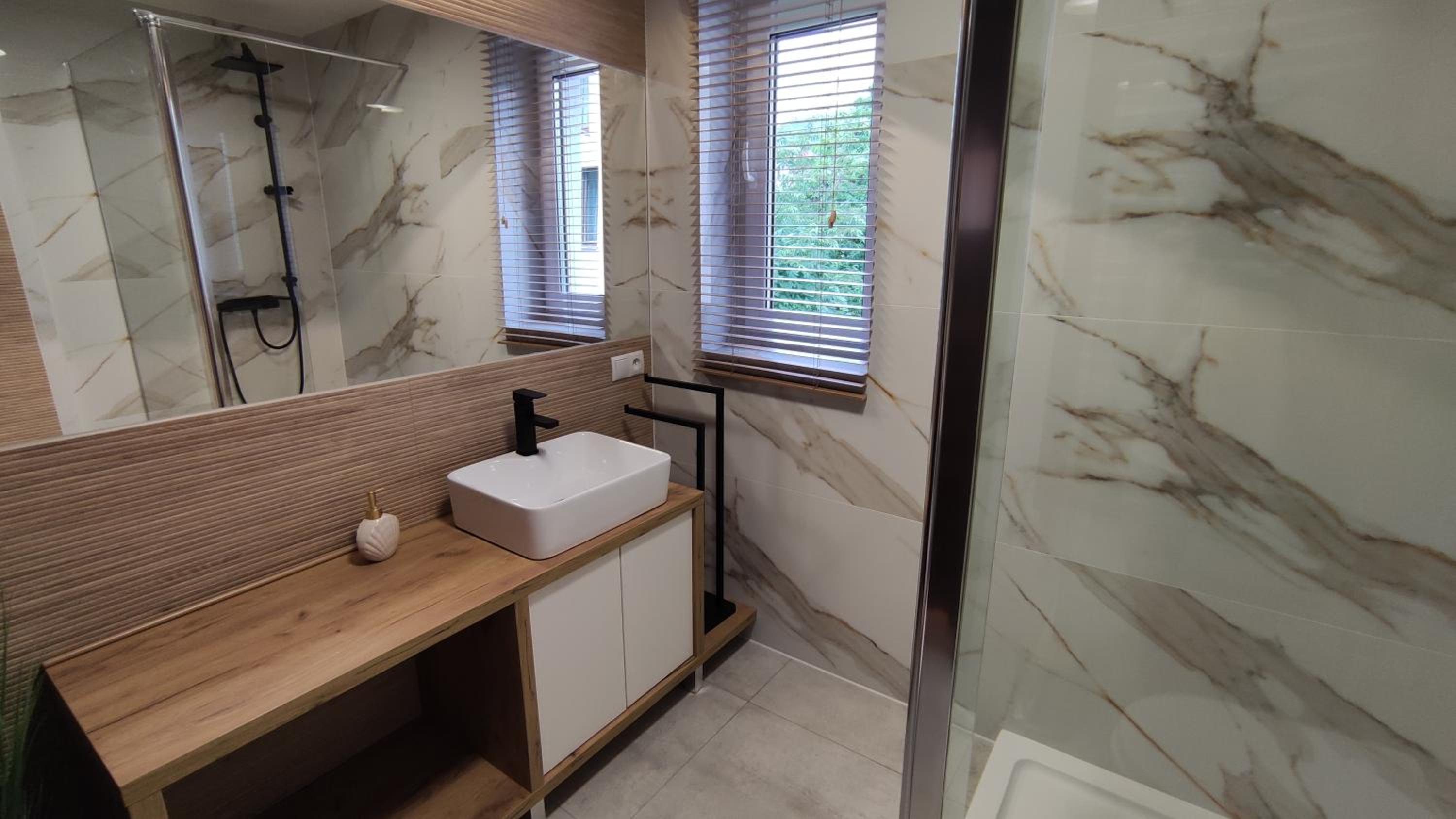 Family Studio - Photo 20