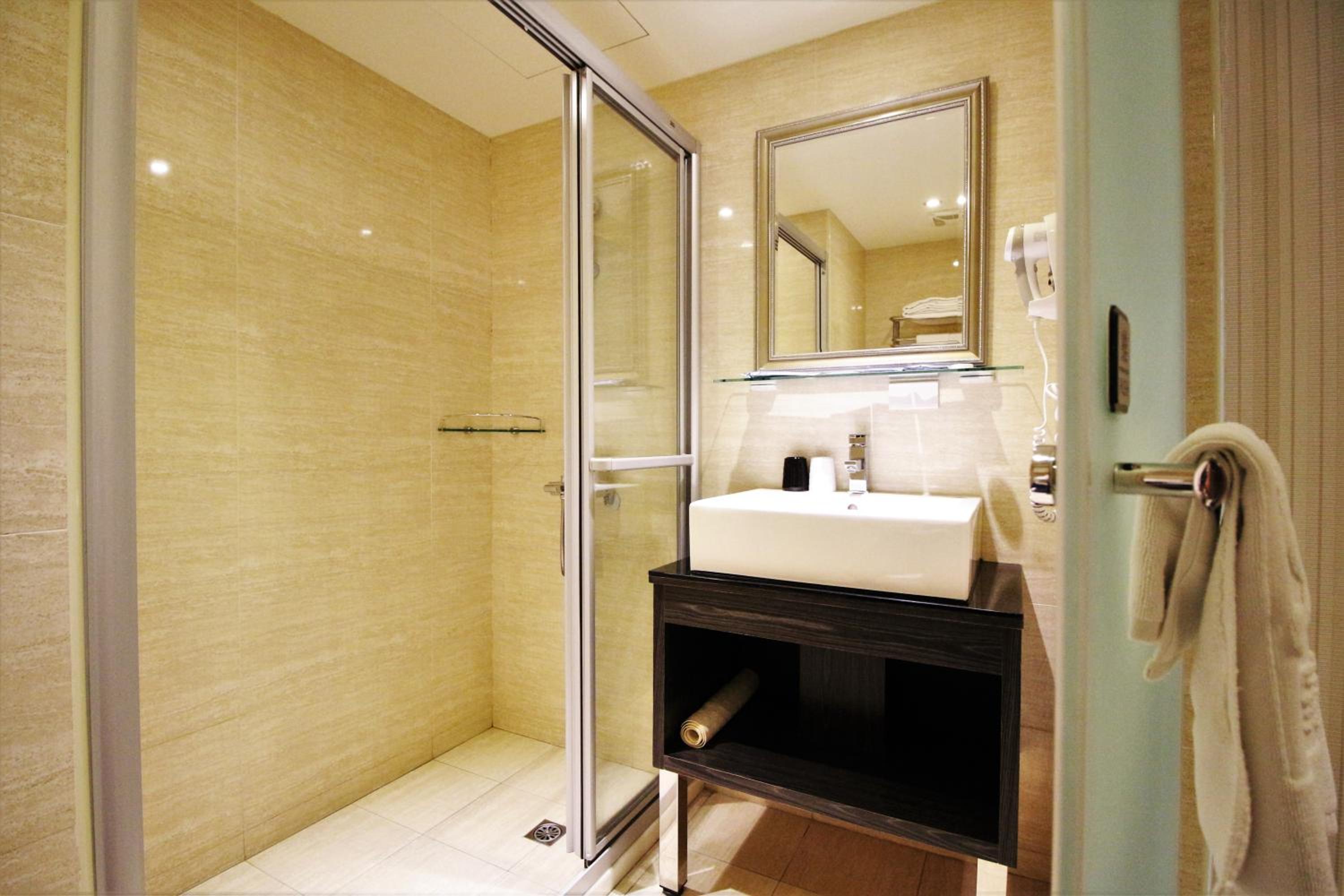 Premier Double Room with City View photo 3