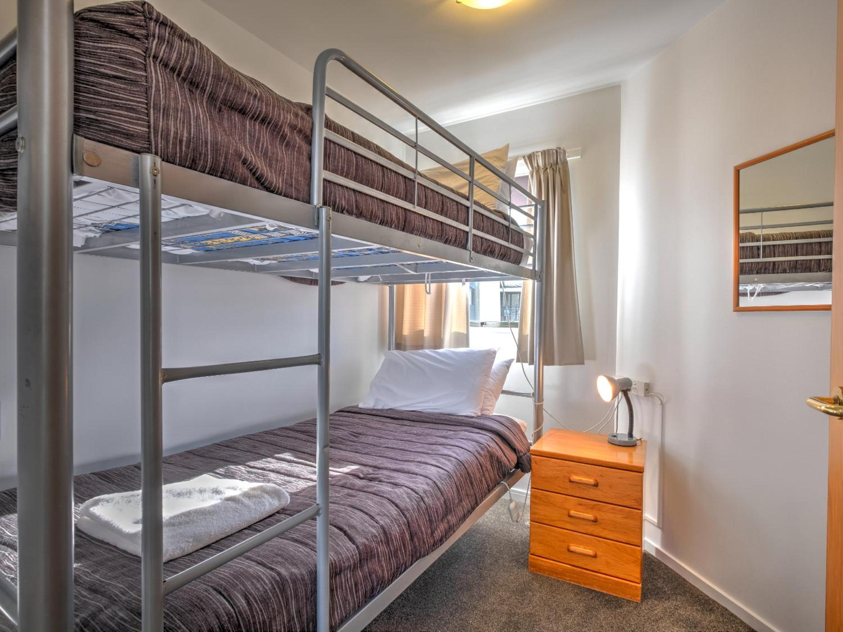 Two Bedroom Spa - Photo 7