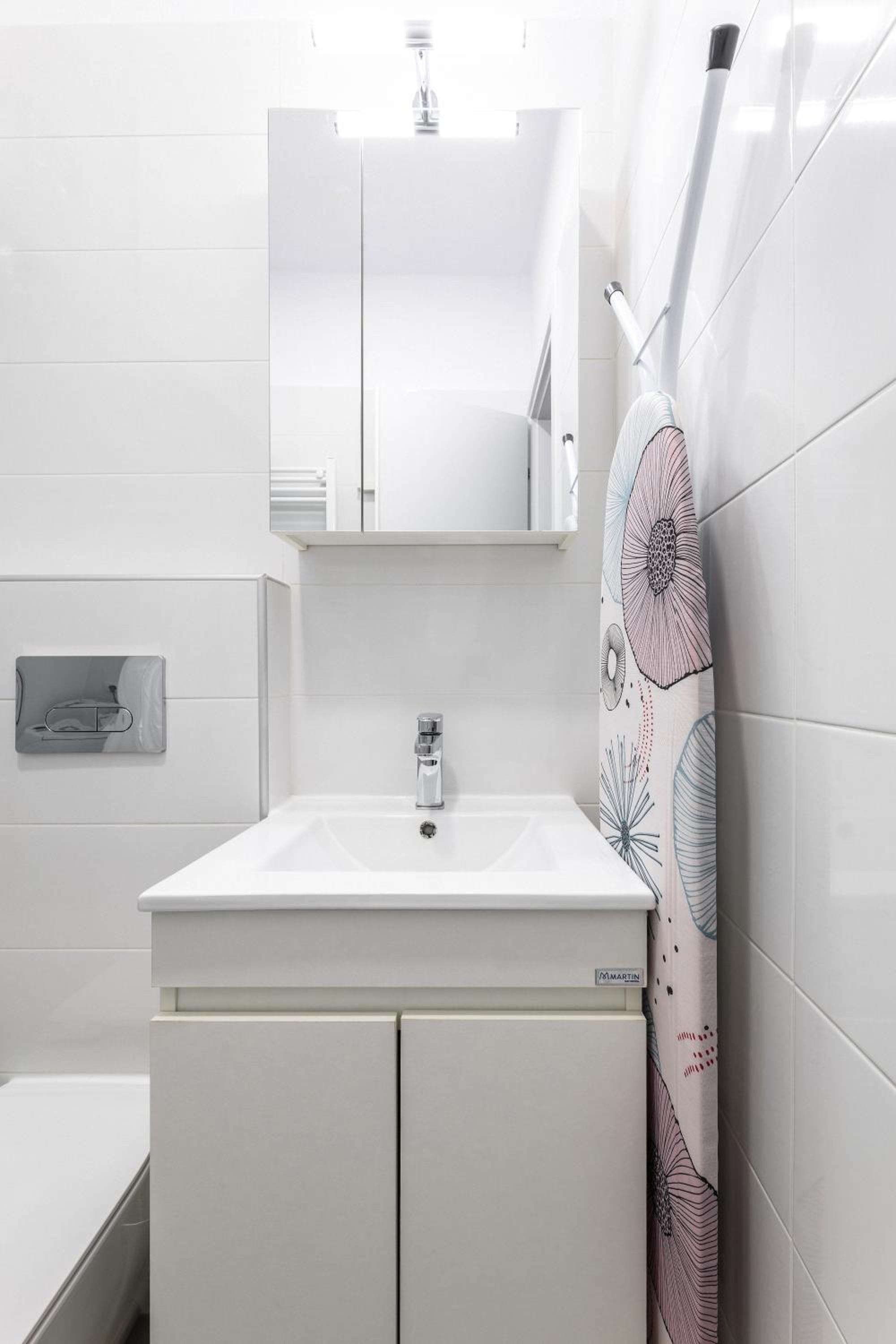 One-Bedroom Apartment (Art 3) - Photo 14