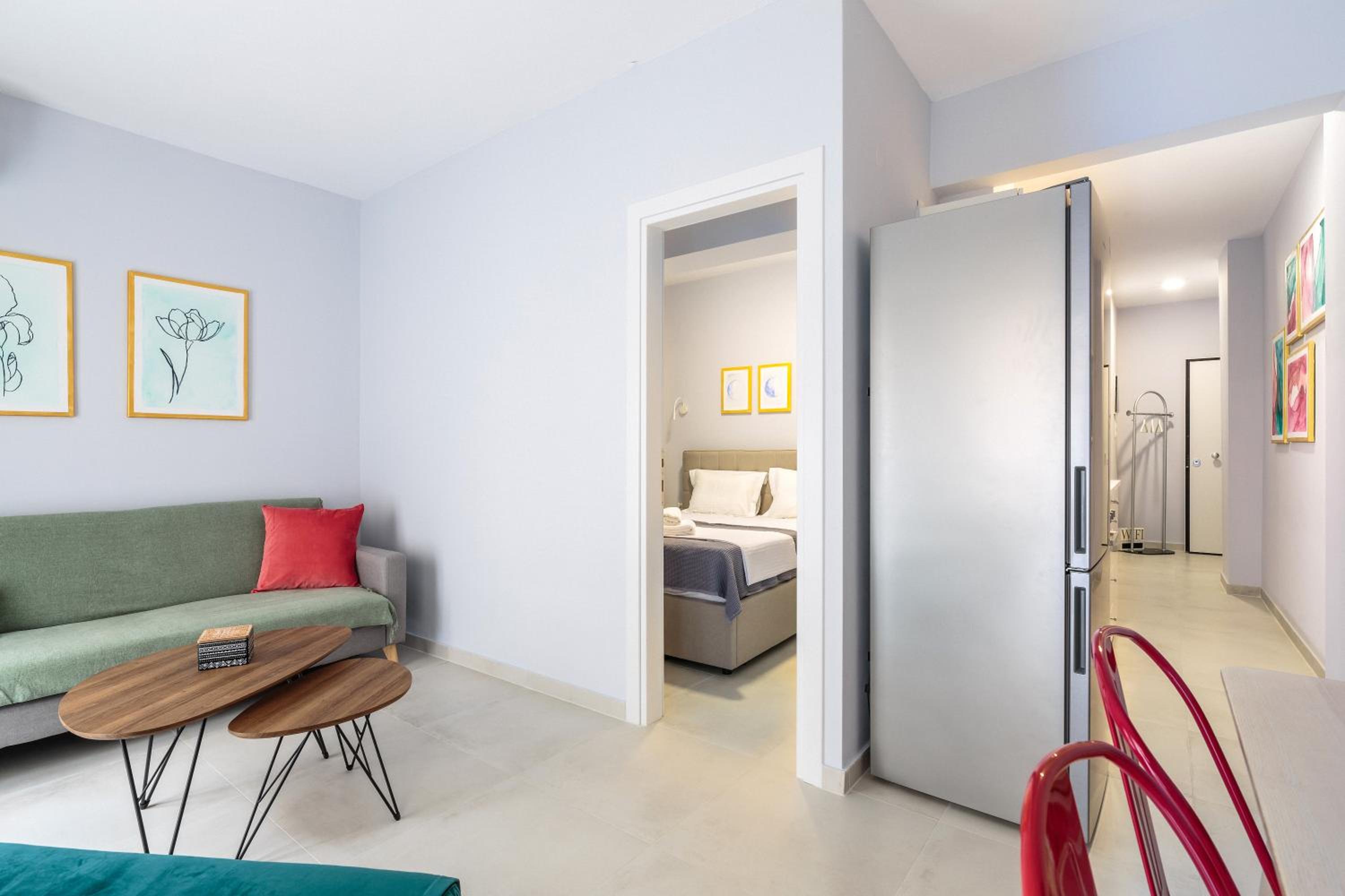 One-Bedroom Apartment (Art 2) - Photo 7