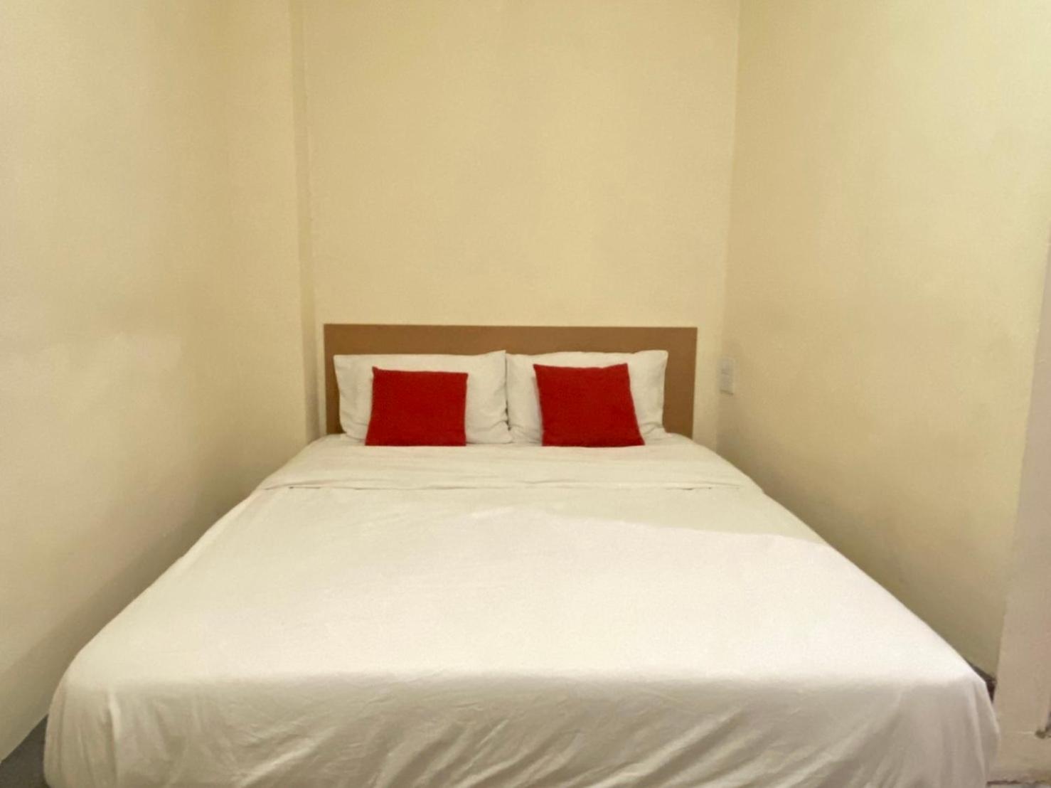 Standard Double Room - Photo 2