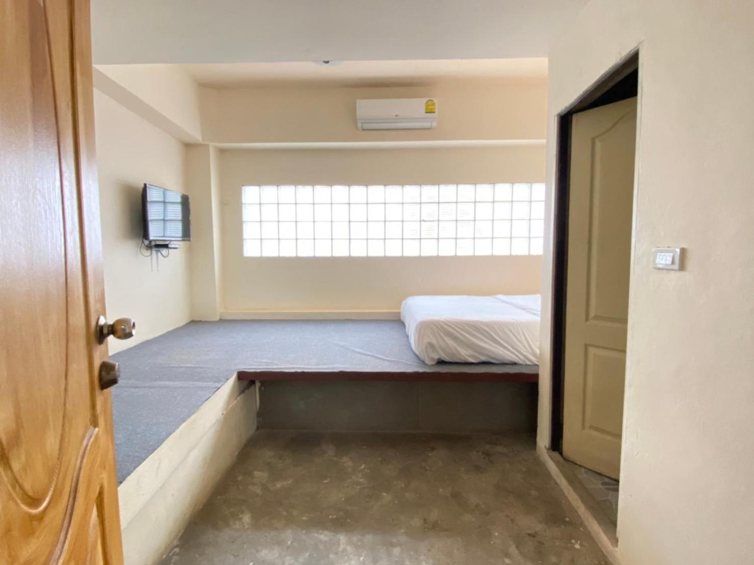 Standard Double Room - Photo 4