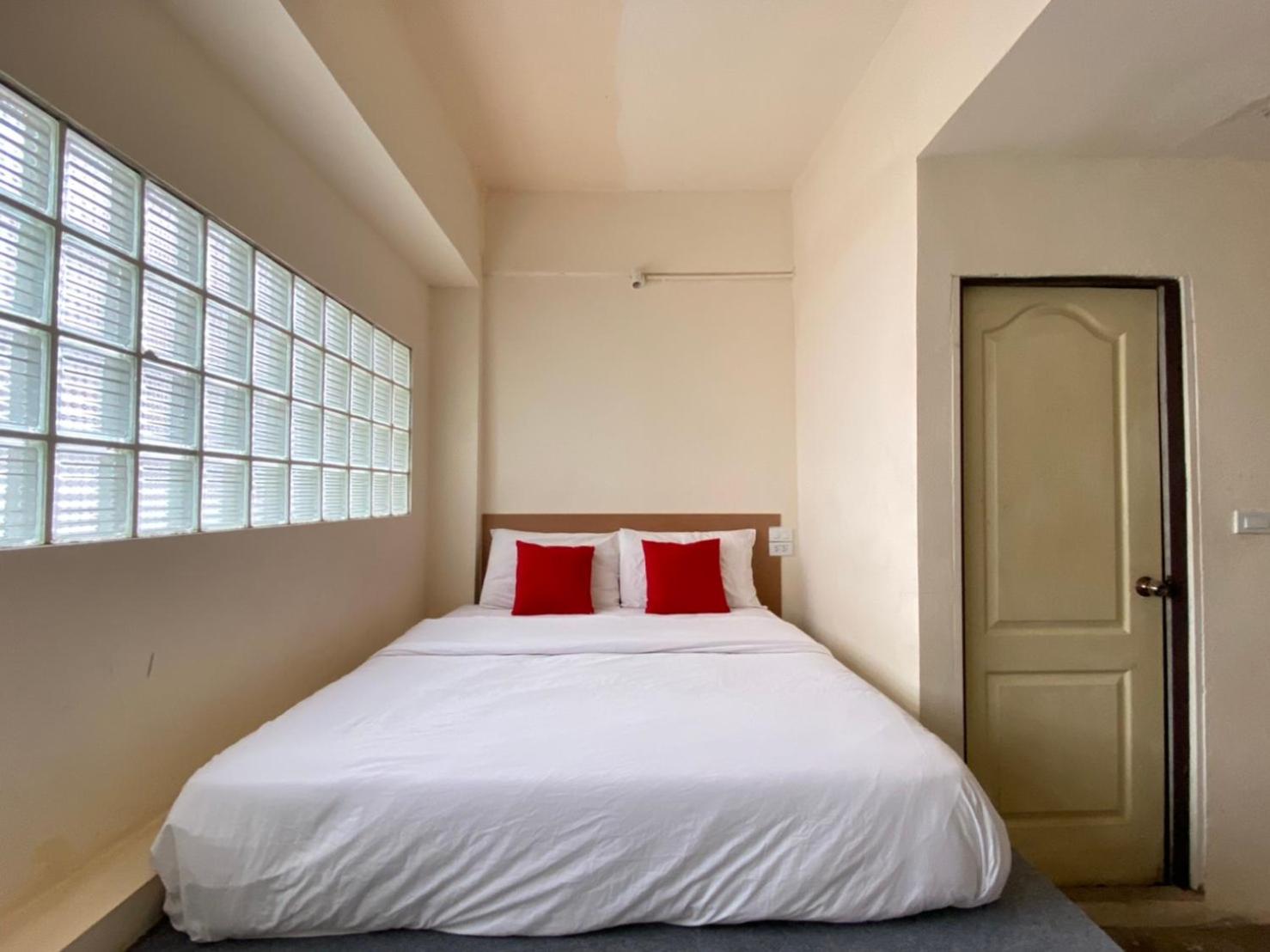 Standard Double Room - Photo 5
