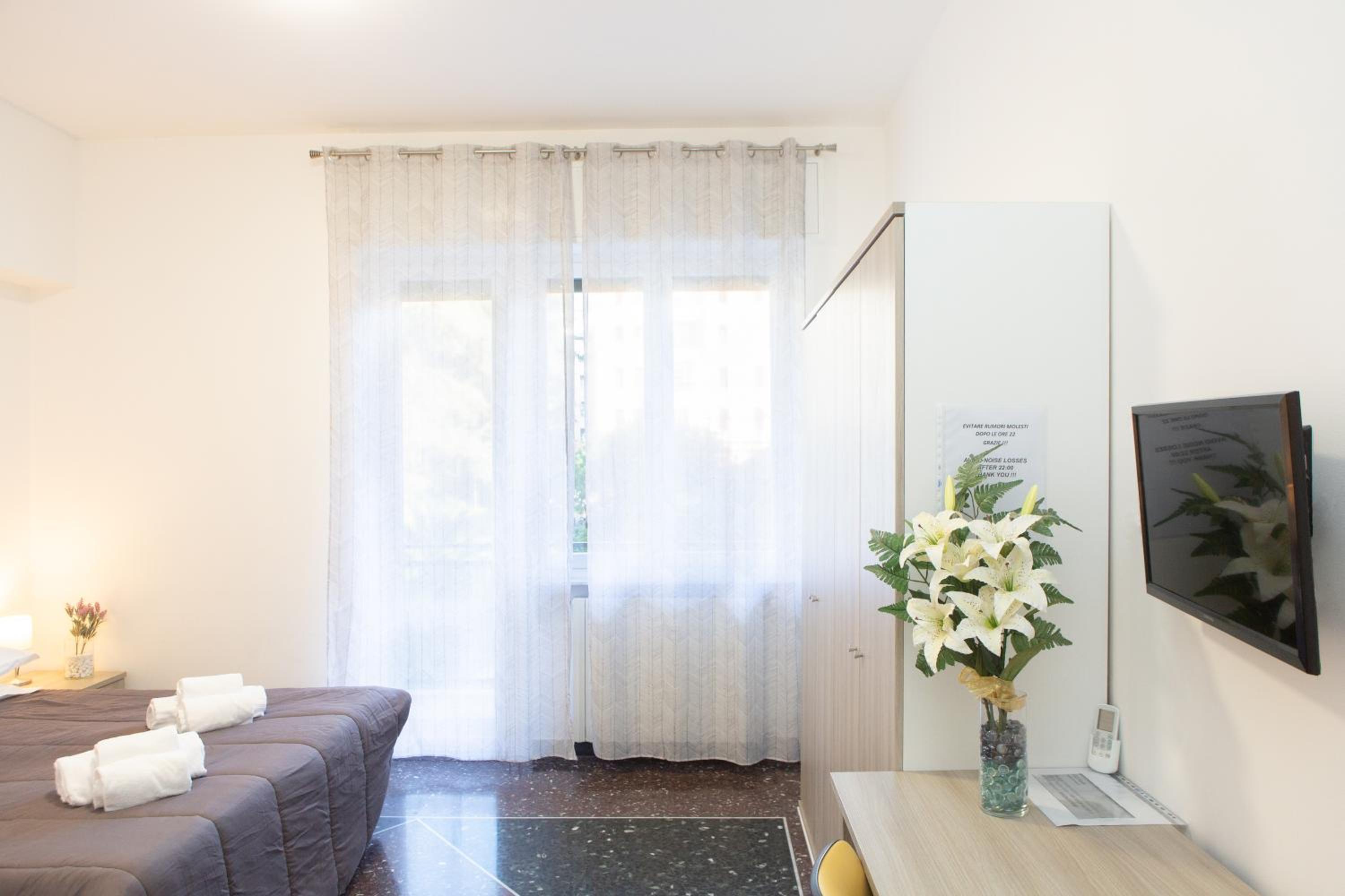 Deluxe Double Room - Photo 1