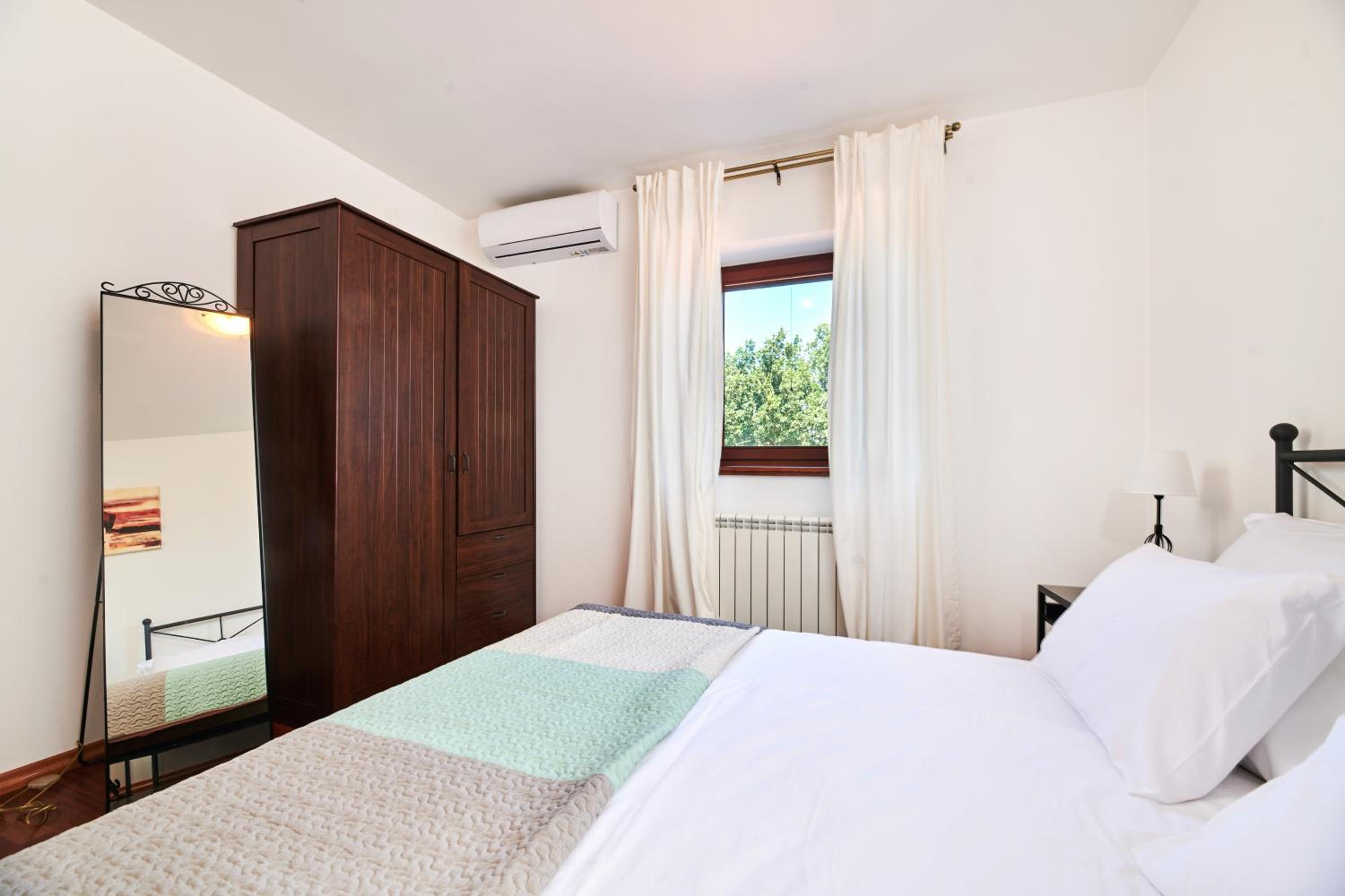 Villa photo 1
