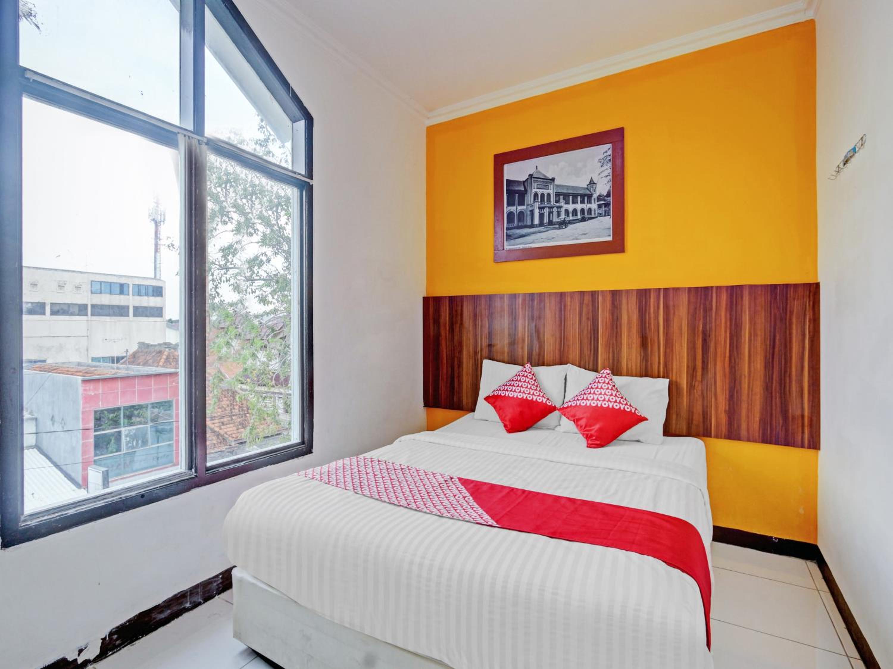 Standard Double Room - Photo 13