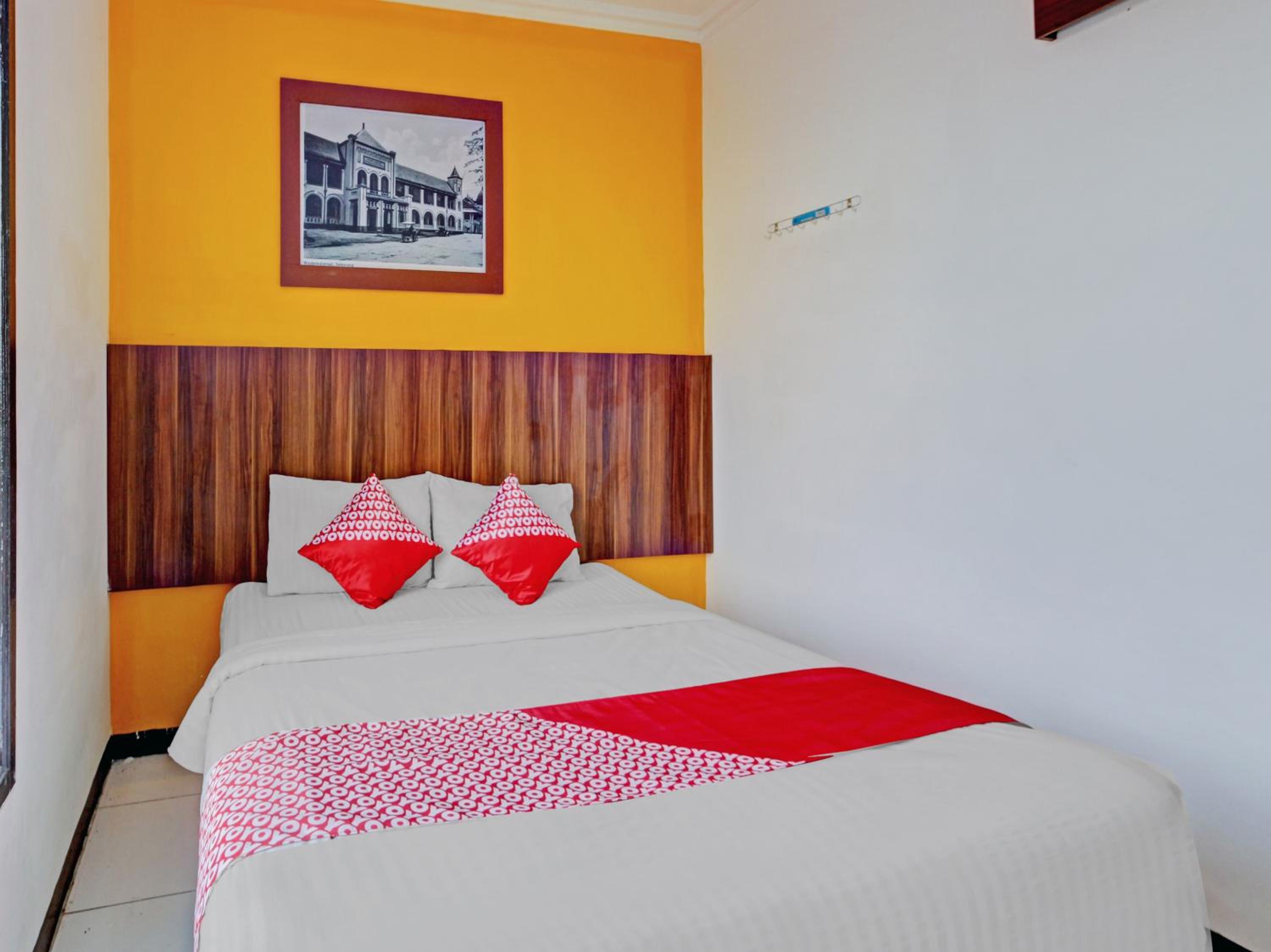 Standard Double Room - Photo 15