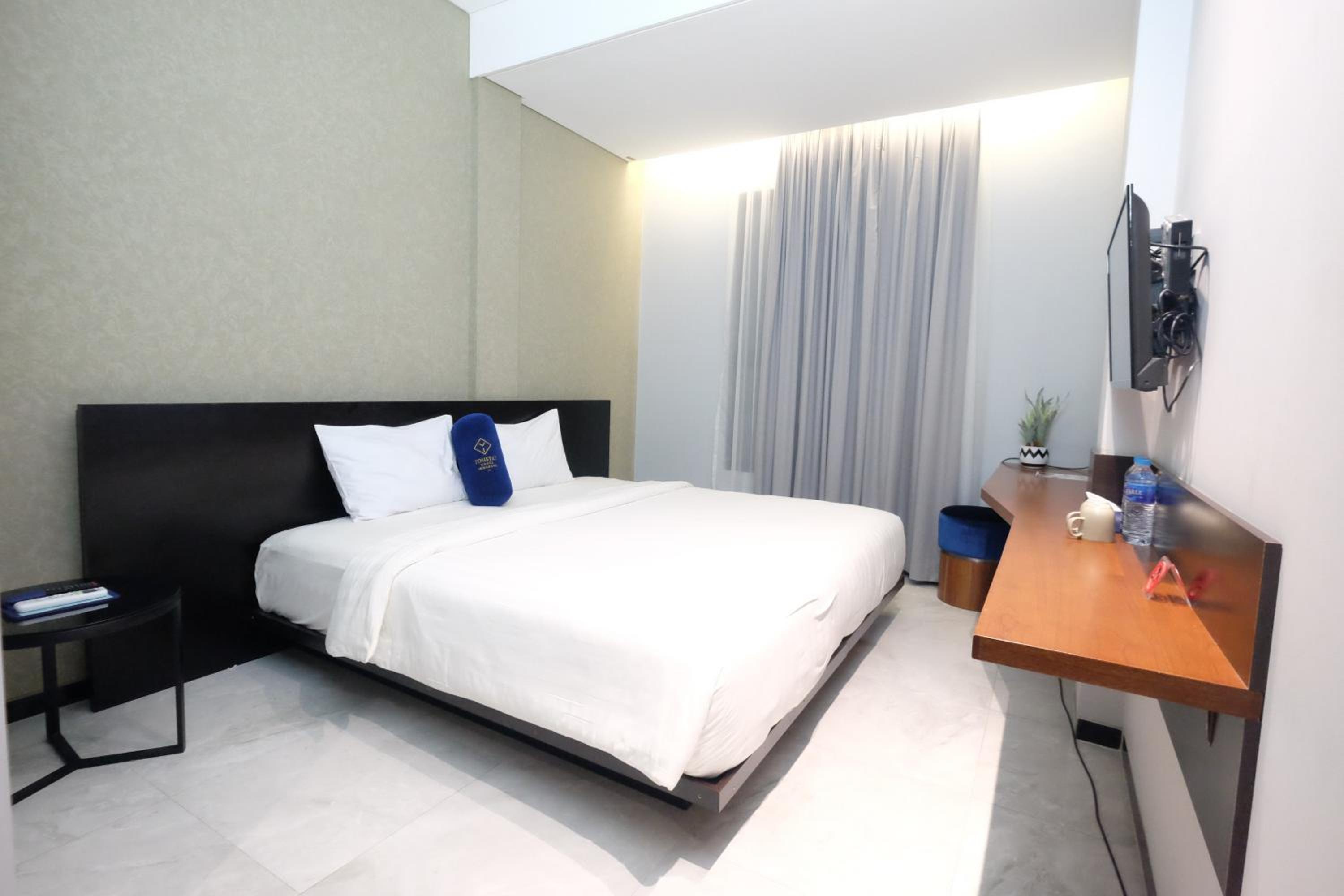 Superior Double or Twin Room - Photo 9