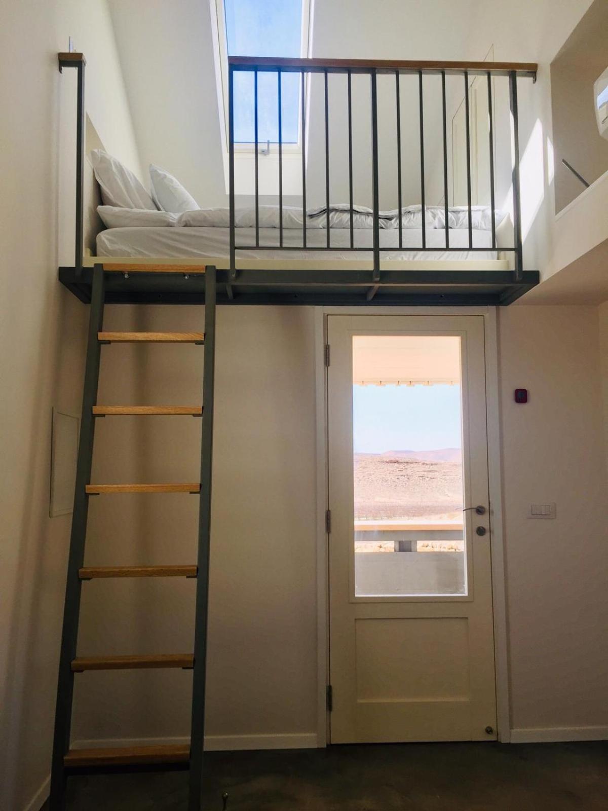 One-Bedroom House - Photo 7