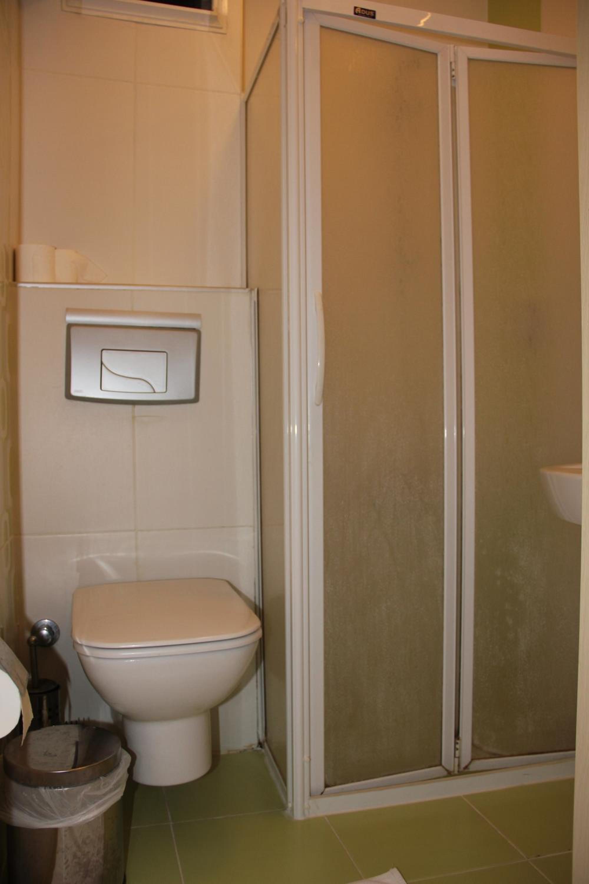 Triple Room - Photo 6