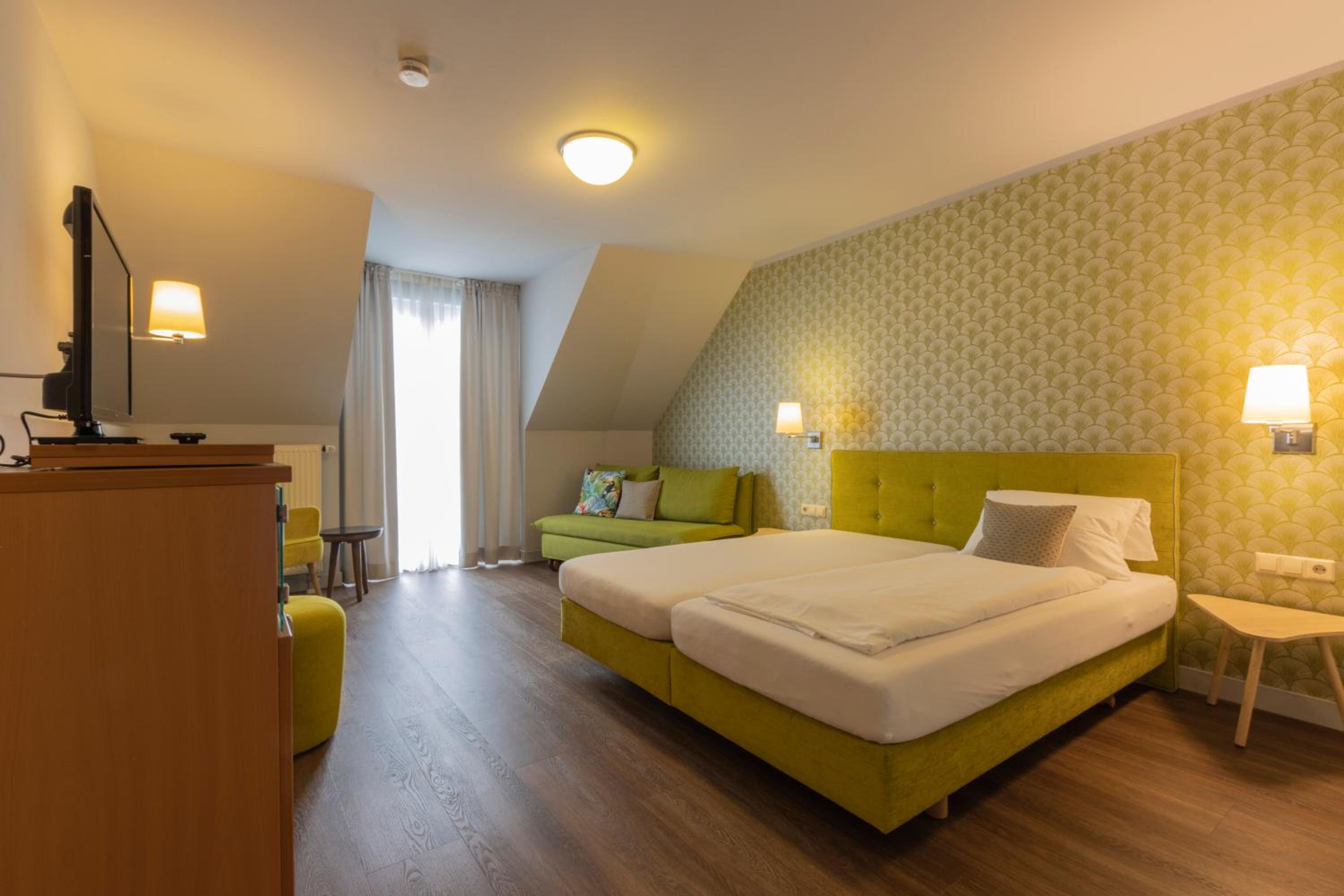 Double Room - Photo 1